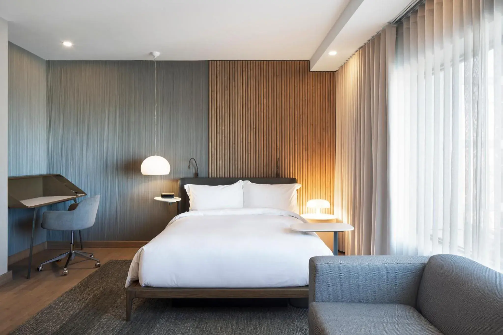 Superior Quadruple Room in Hôtel Le Germain Montréal Superior Quadruple Room in Hôtel Le Germain Montréal