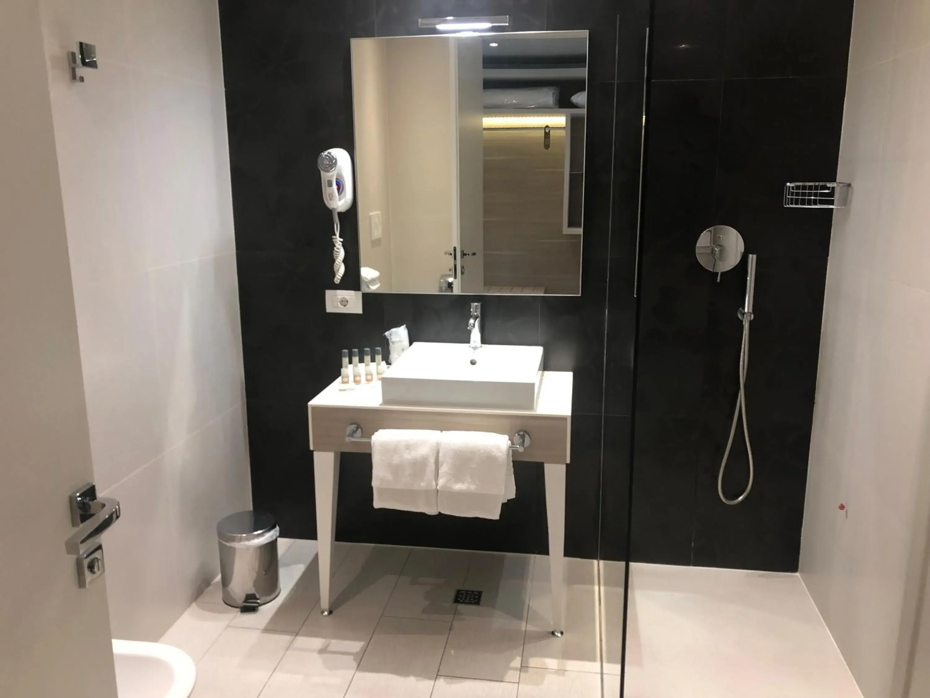 Deluxe Triple Room in Hotel Lugano Torretta Deluxe Triple Room in Hotel Lugano Torretta