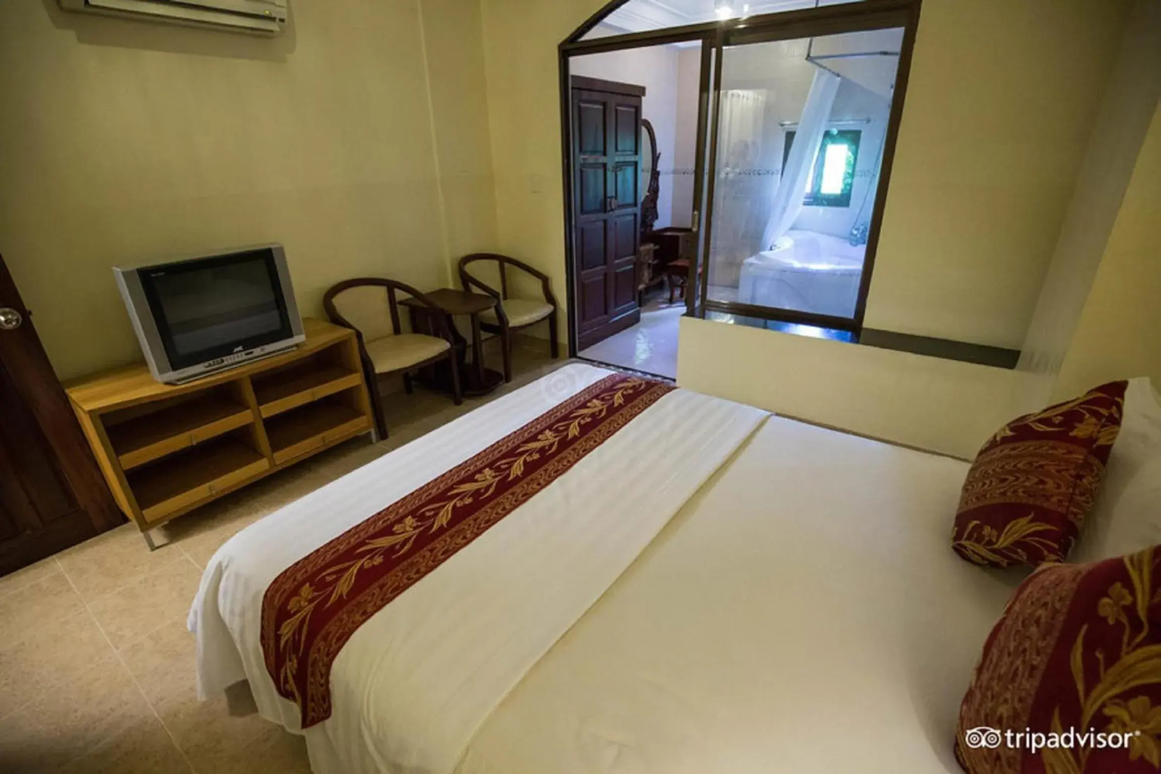 VIP Suite in Minh Chau Hotel VIP Suite in Minh Chau Hotel