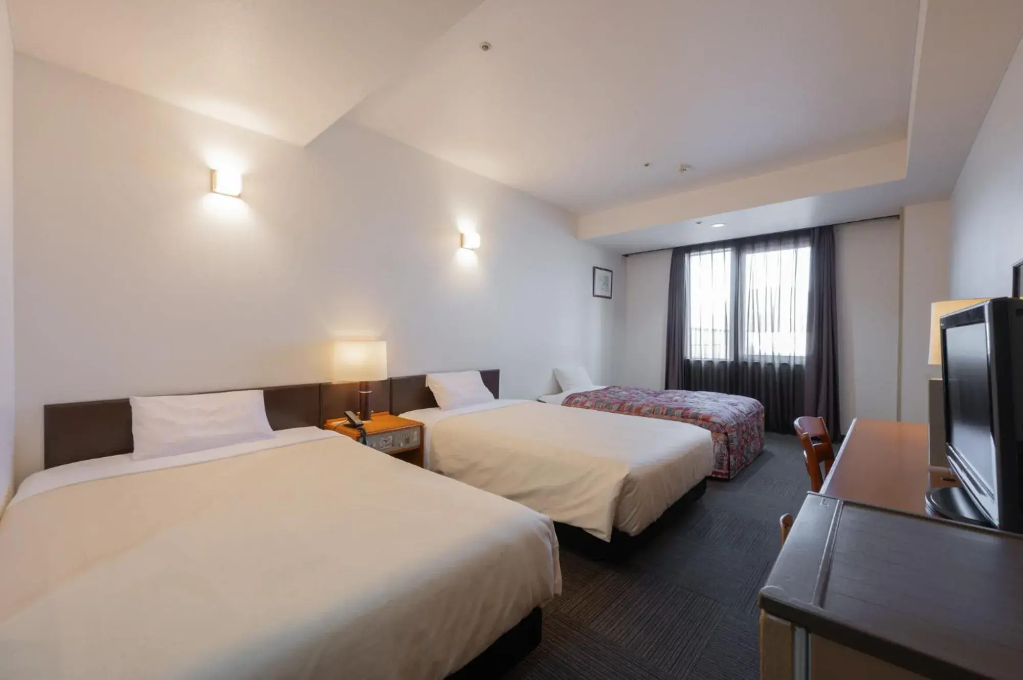 Superior Twin Room - Non-Smoking in Hotel Hakodate Royal Seaside BBH Hotel Group Superior Twin Room - Non-Smoking in Hotel Hakodate Royal Seaside BBH Hotel Group