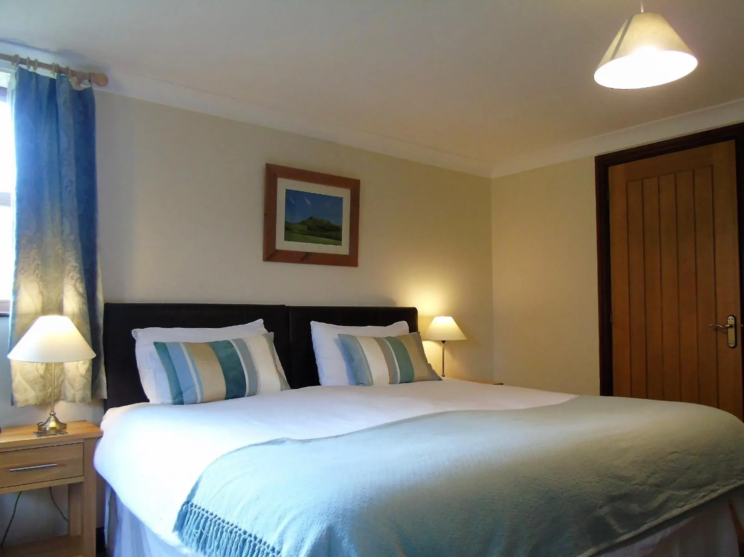 Family Room - Disability Access in Pwllgwilym B & B Family Room - Disability Access in Pwllgwilym B & B