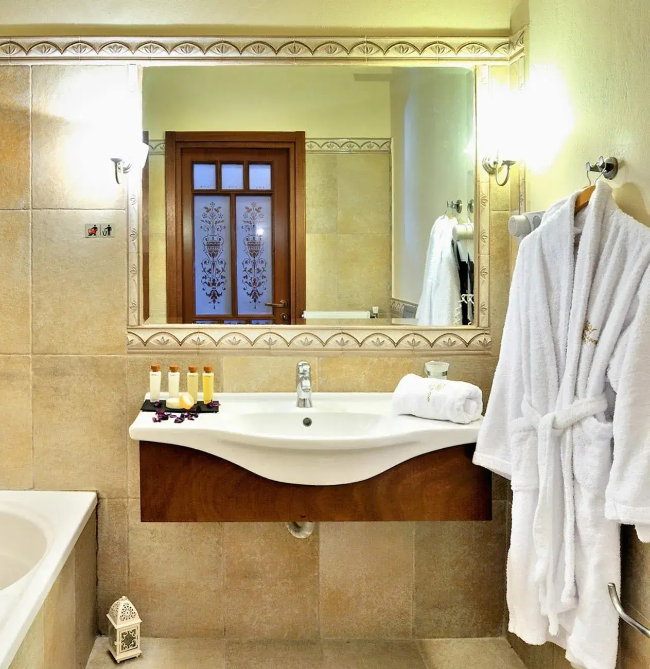 Standard Single Room - single occupancy in Konitsa Mountain Hotel Standard Single Room - single occupancy in Konitsa Mountain Hotel