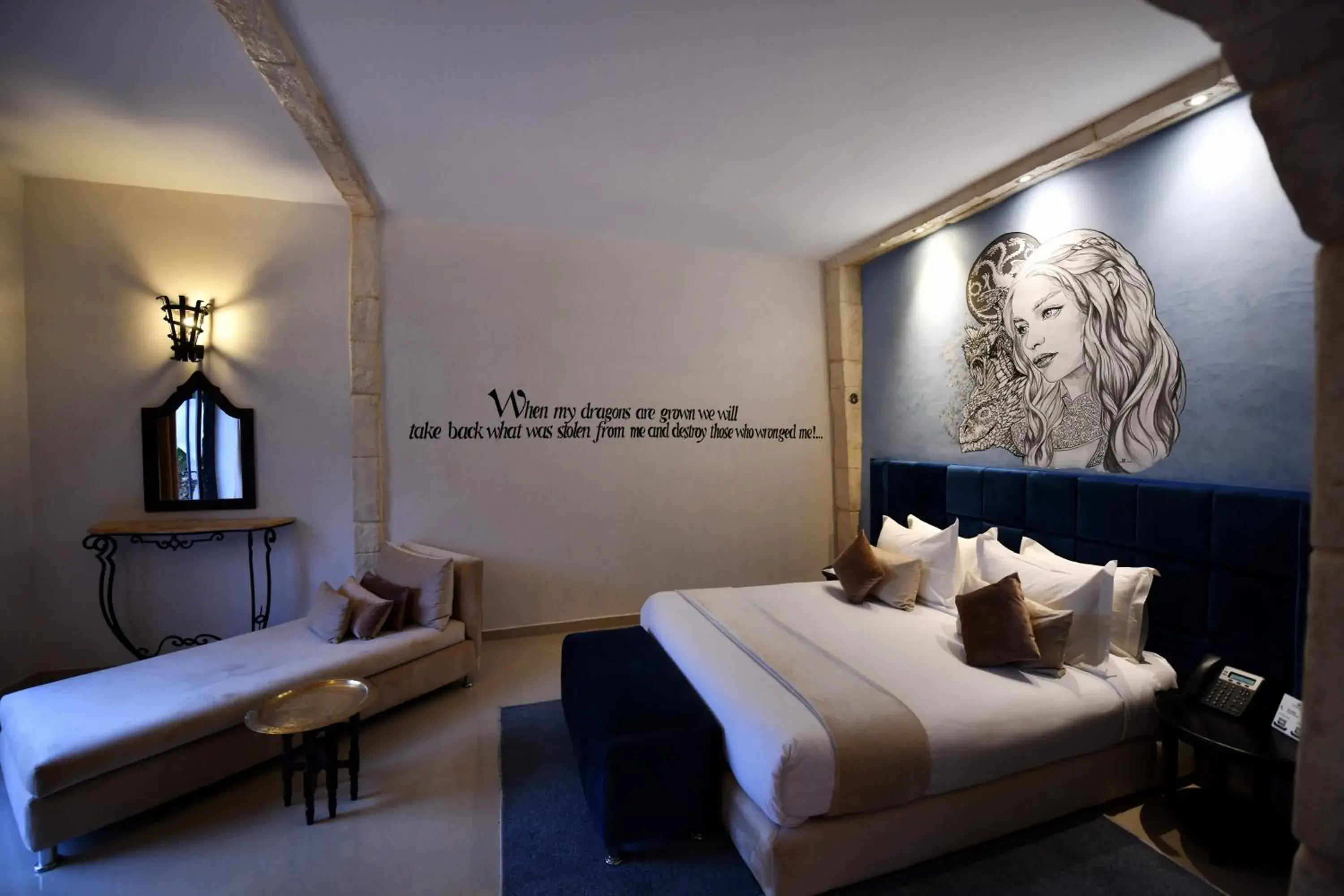 Theme Suite with Pool View in Oscar Hotel by Atlas Studios Theme Suite with Pool View in Oscar Hotel by Atlas Studios