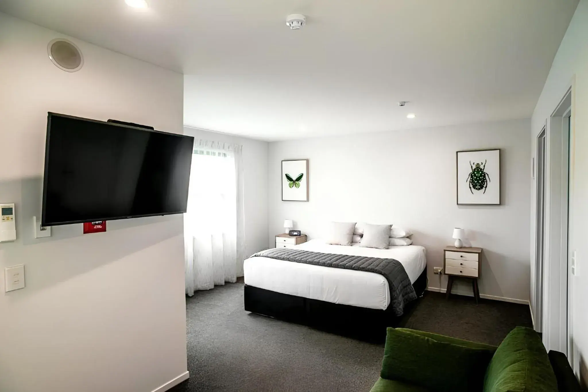 Large Studio in Central Park Apartments Large Studio in Central Park Apartments