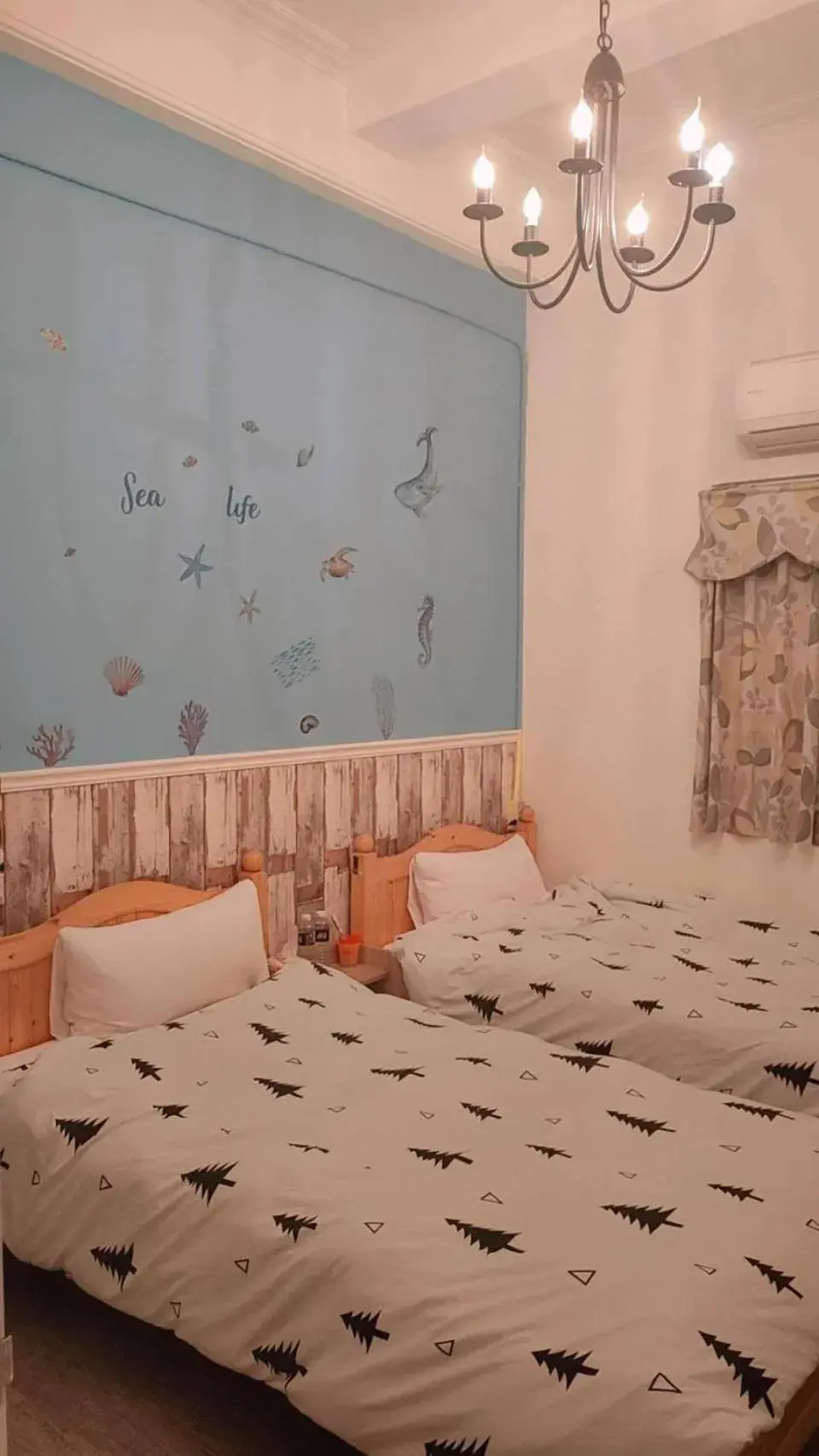 Economy Twin Room in Town Stay Economy Twin Room in Town Stay