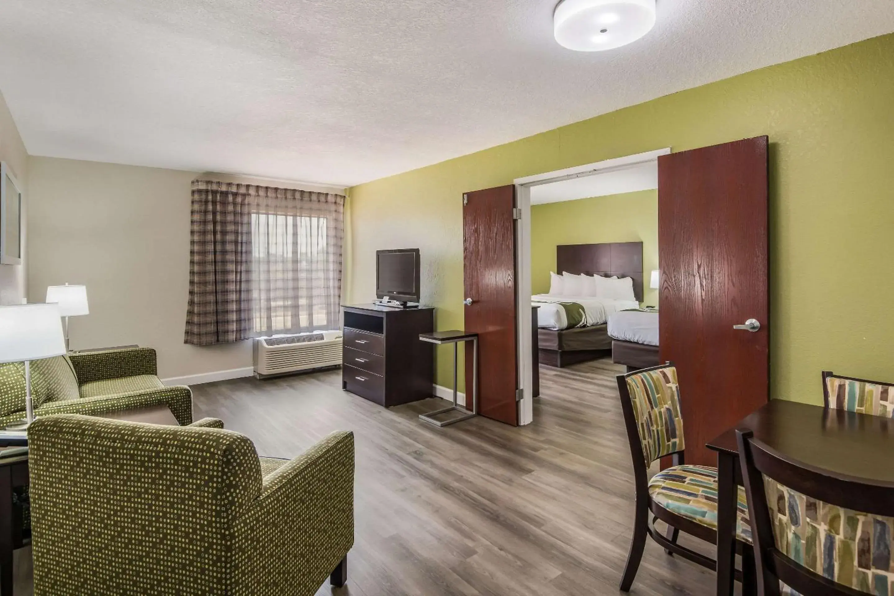 Superior Queen Suite with Two Queen Beds - Non-Smoking in Quality Inn & Suites Quincy - Downtown Superior Queen Suite with Two Queen Beds - Non-Smoking in Quality Inn & Suites Quincy - Downtown
