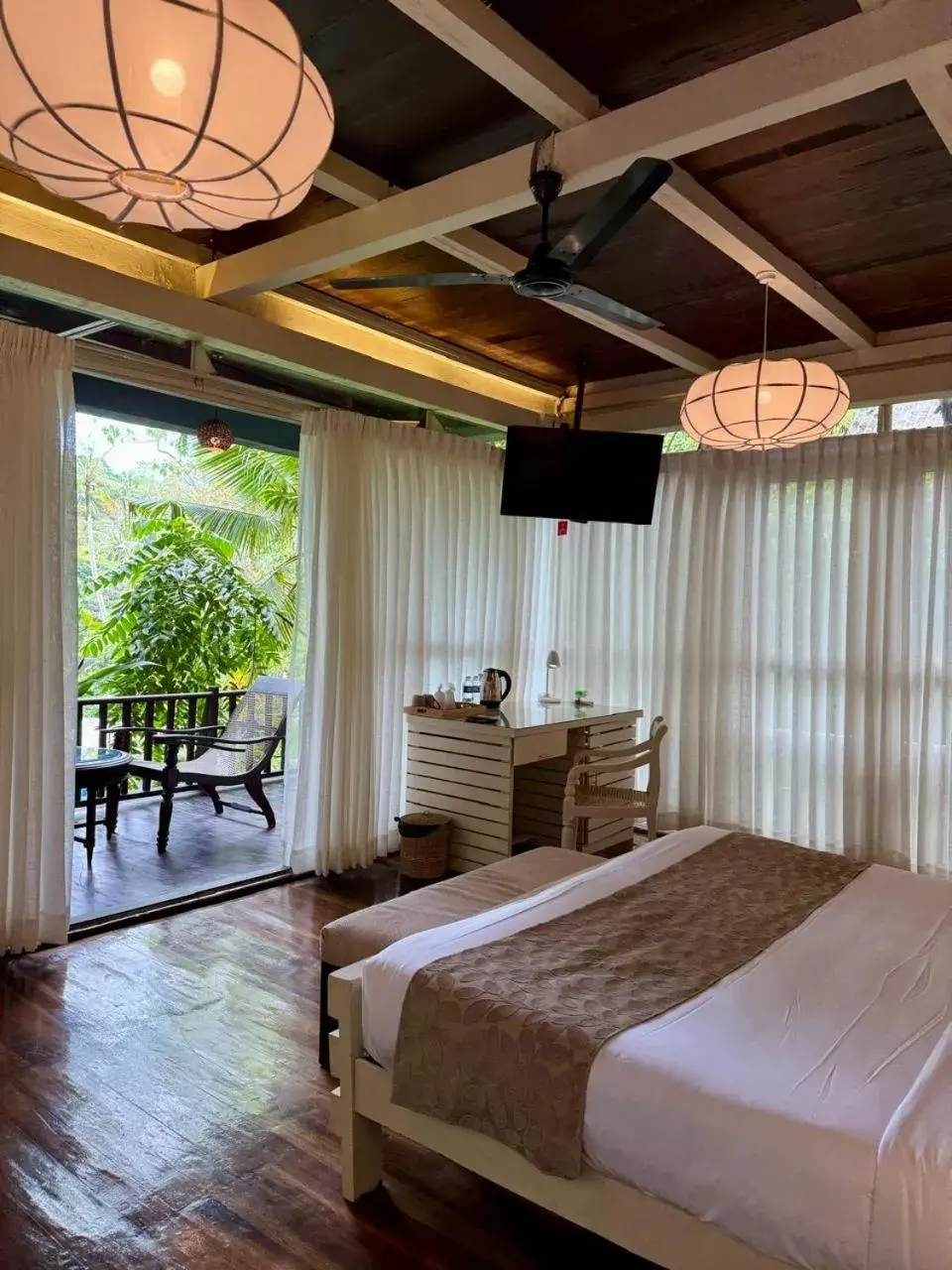 Superior Twin Room in Jungle Village Unawatuna Superior Twin Room in Jungle Village Unawatuna