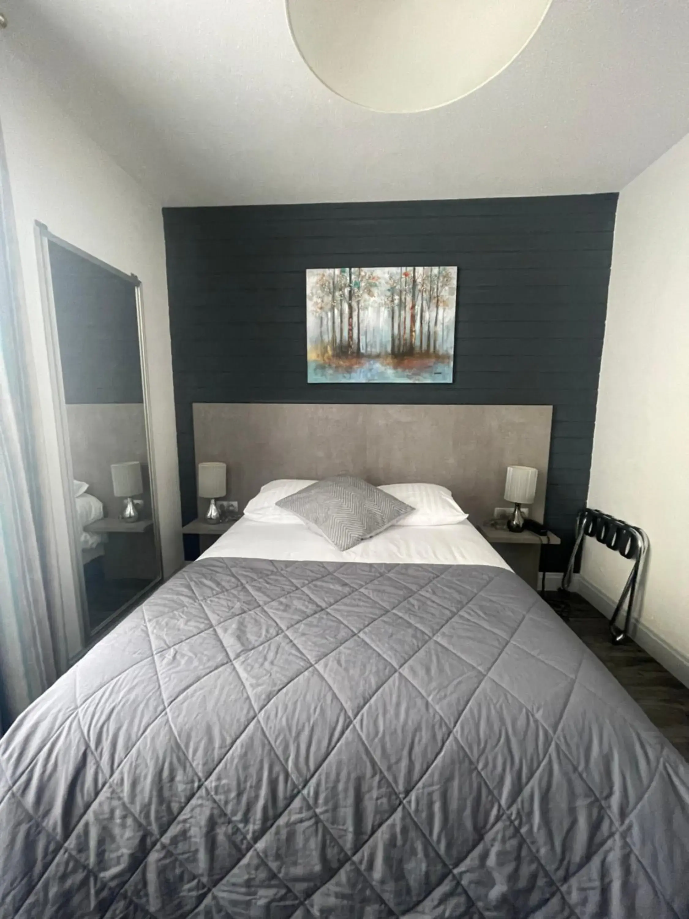 Double Room in Hôtel La Réserve Double Room in Hôtel La Réserve