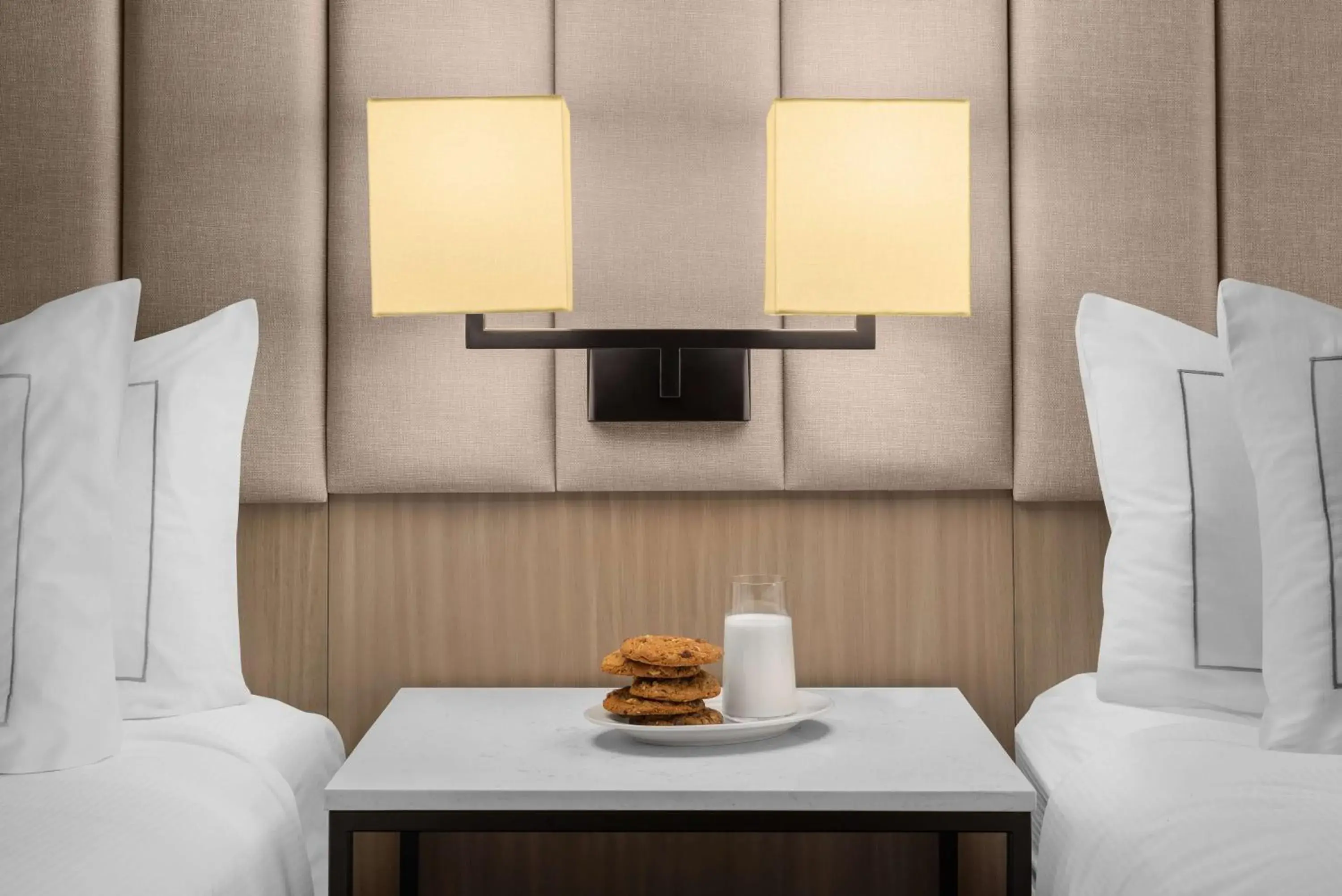 Deluxe Queen Room with Two Queen Beds in DoubleTree by Hilton Las Vegas Airport Deluxe Queen Room with Two Queen Beds in DoubleTree by Hilton Las Vegas Airport