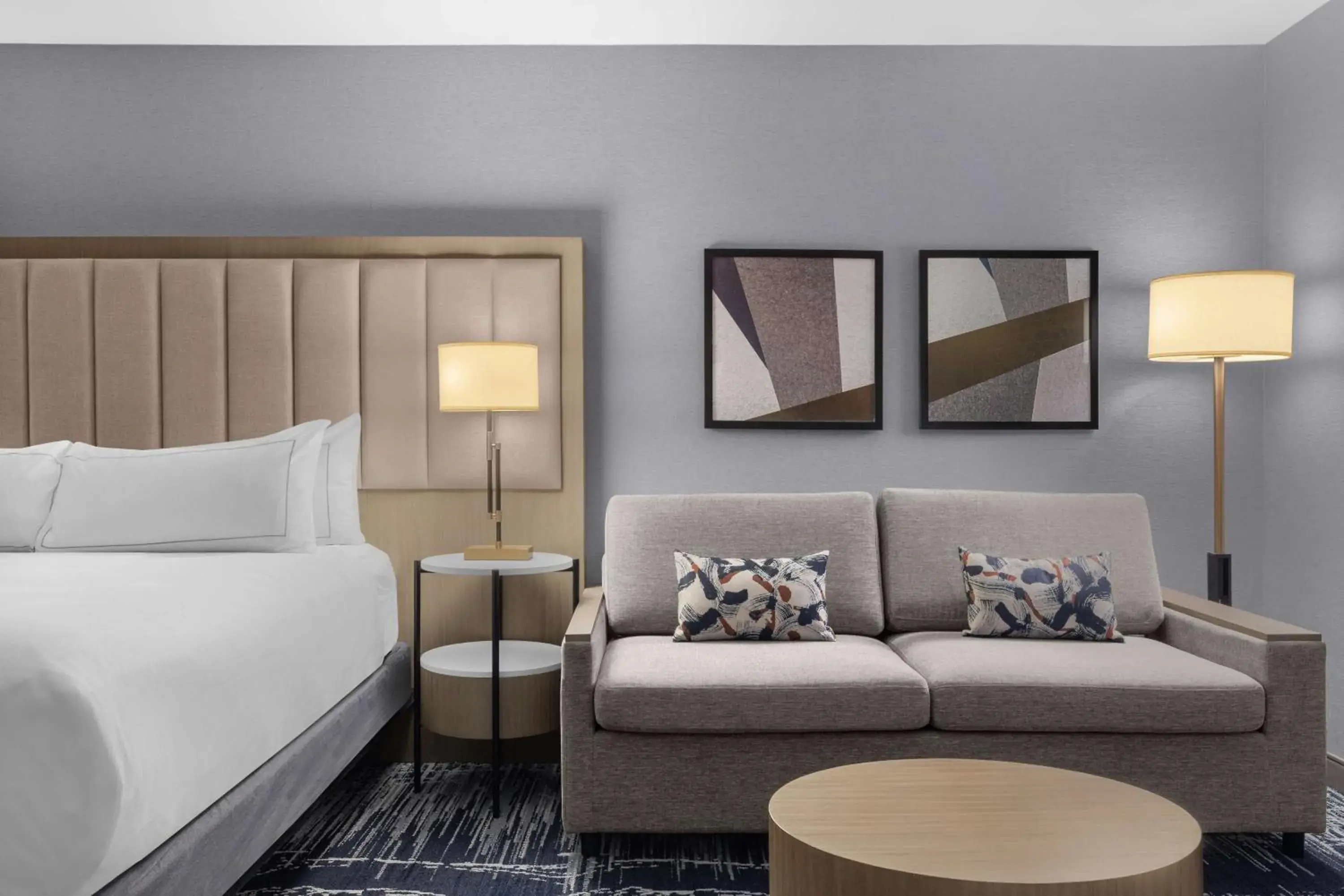 King Room with Bathtub - Mobility Accessible - Non-Smoking in DoubleTree by Hilton Las Vegas Airport King Room with Bathtub - Mobility Accessible - Non-Smoking in DoubleTree by Hilton Las Vegas Airport