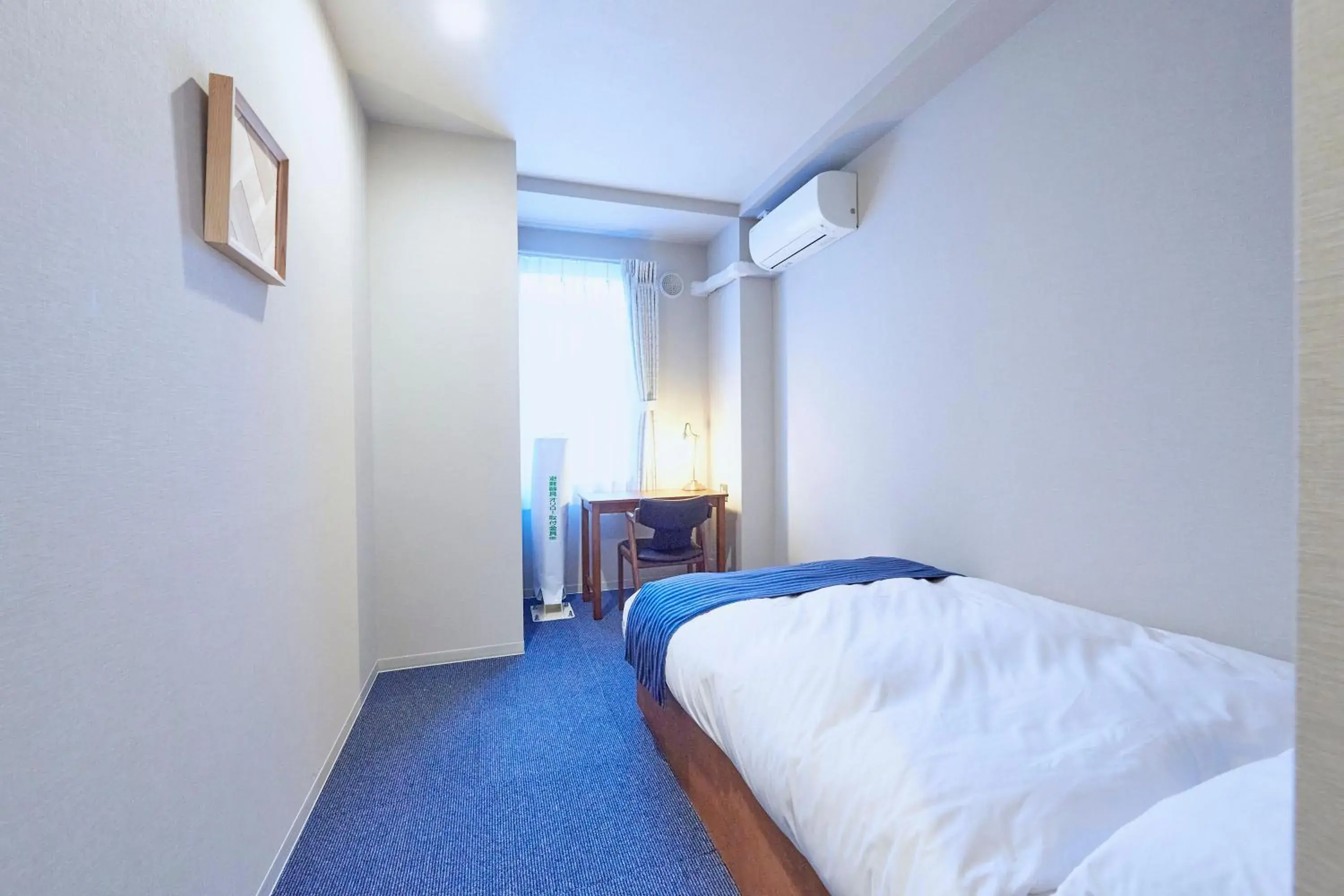 Large Single Room in Turn Table Large Single Room in Turn Table