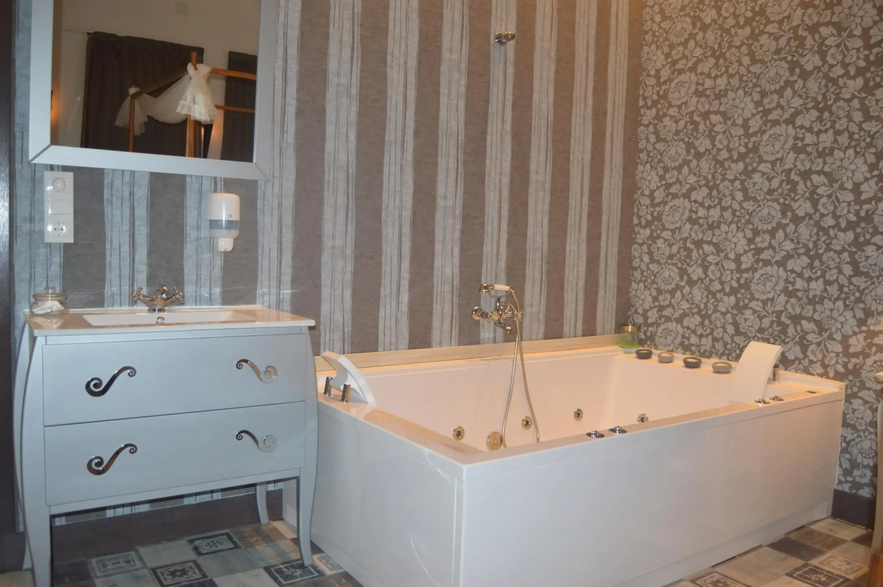 Studio with Spa Bath in Balcones de Bentomiz Studio with Spa Bath in Balcones de Bentomiz