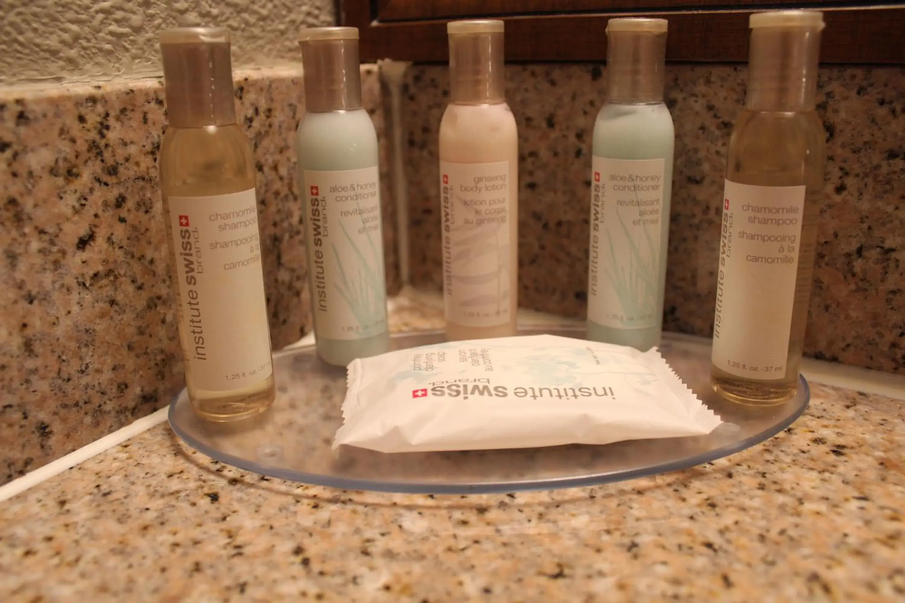 Queen Room in Travelodge by Wyndham Edmonton Airport Queen Room in Travelodge by Wyndham Edmonton Airport