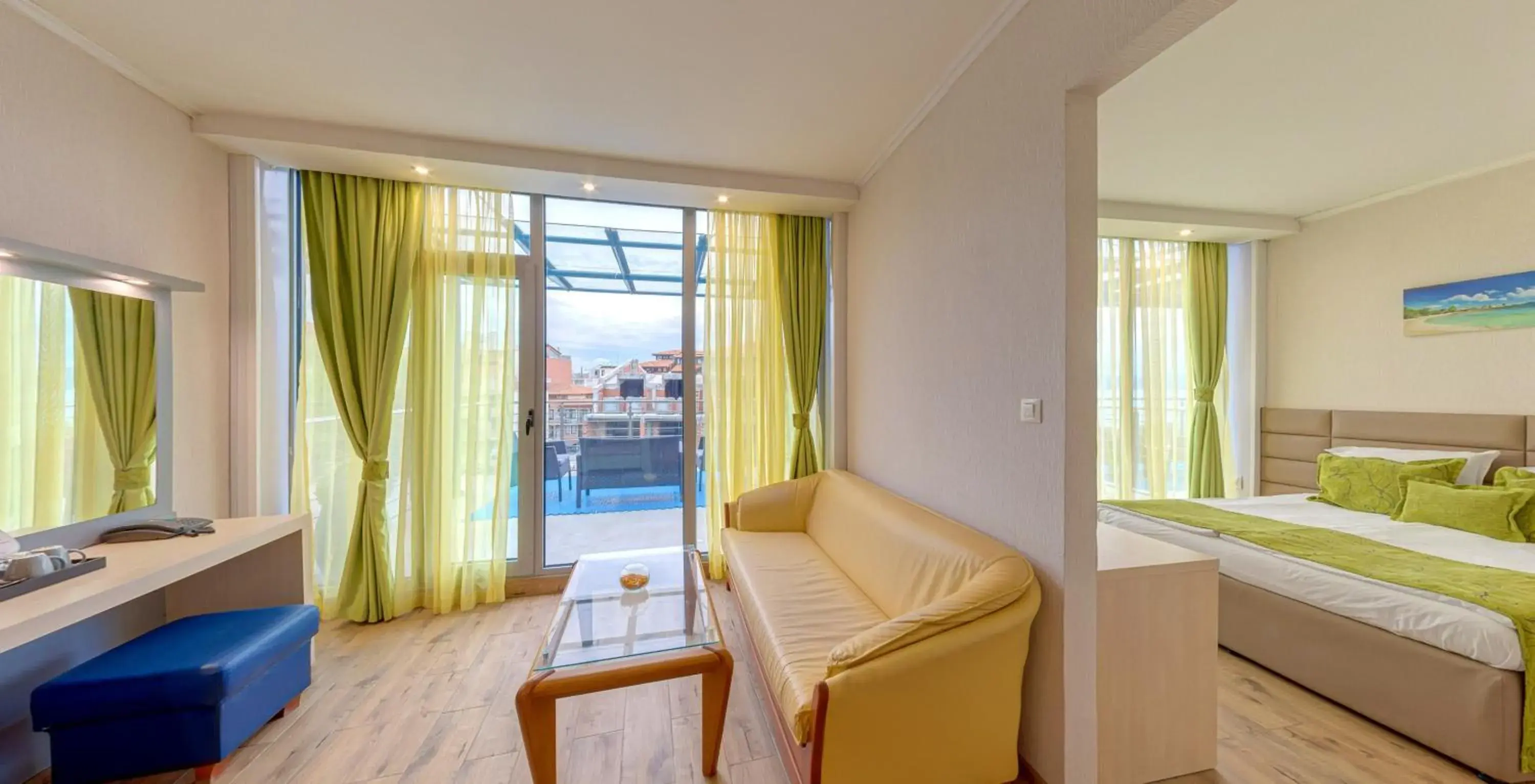 One-Bedroom Apartment in Sol Marina Palace Hotel - All Inclusive & Adults Only One-Bedroom Apartment in Sol Marina Palace Hotel - All Inclusive & Adults Only