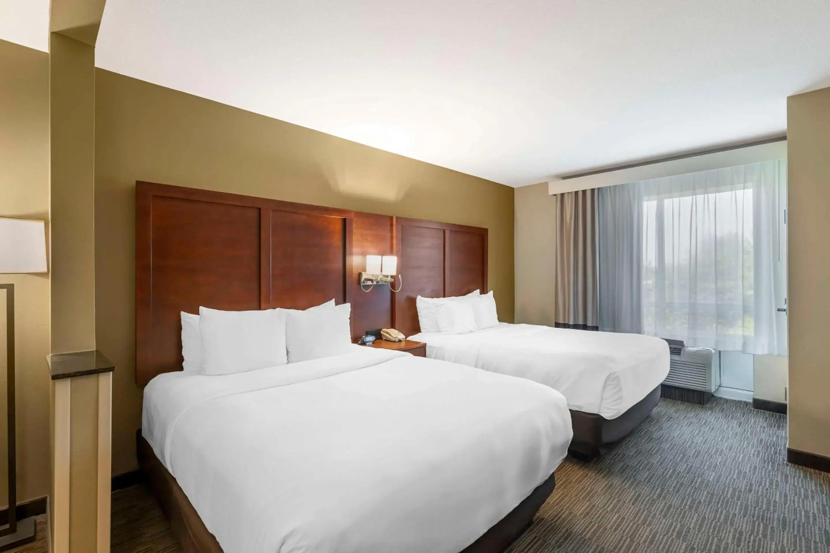 Queen Room with Two Queen Beds in Comfort Inn & Suites Queen Room with Two Queen Beds in Comfort Inn & Suites