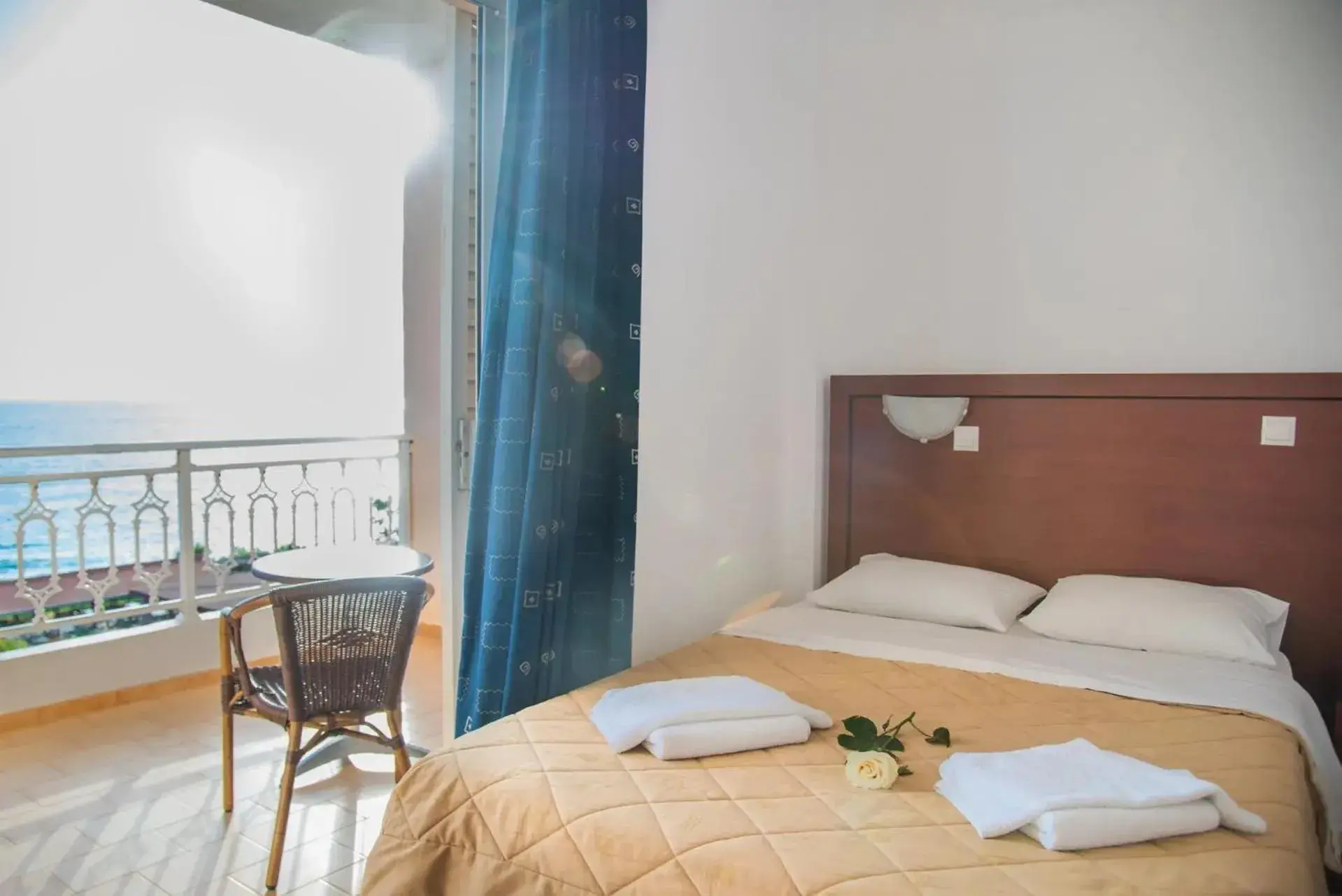 Standard Room with Sea View in Poseidon Beach Hotel Standard Room with Sea View in Poseidon Beach Hotel