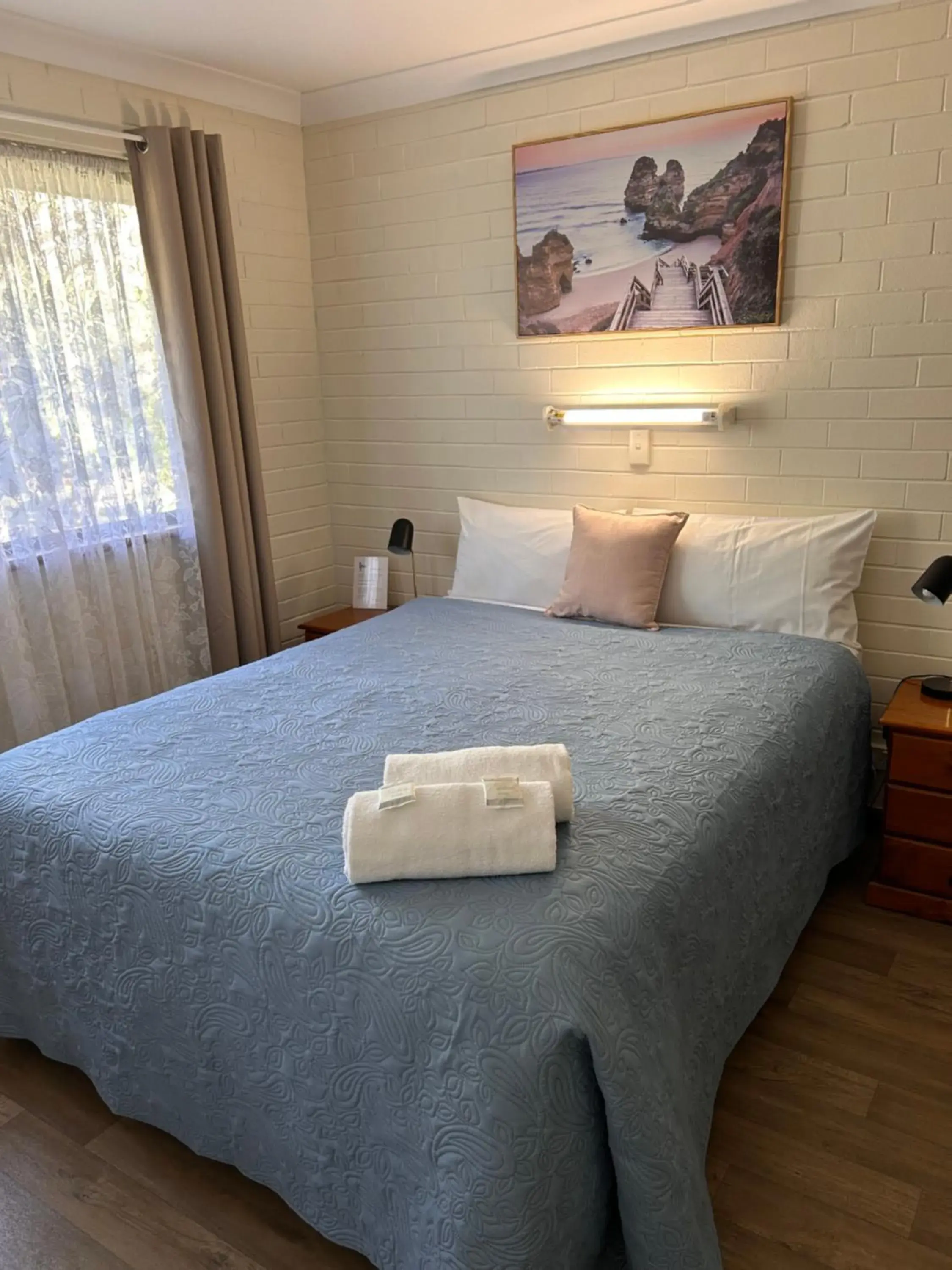 One-Bedroom Chalet in Emu Beach Chalets One-Bedroom Chalet in Emu Beach Chalets