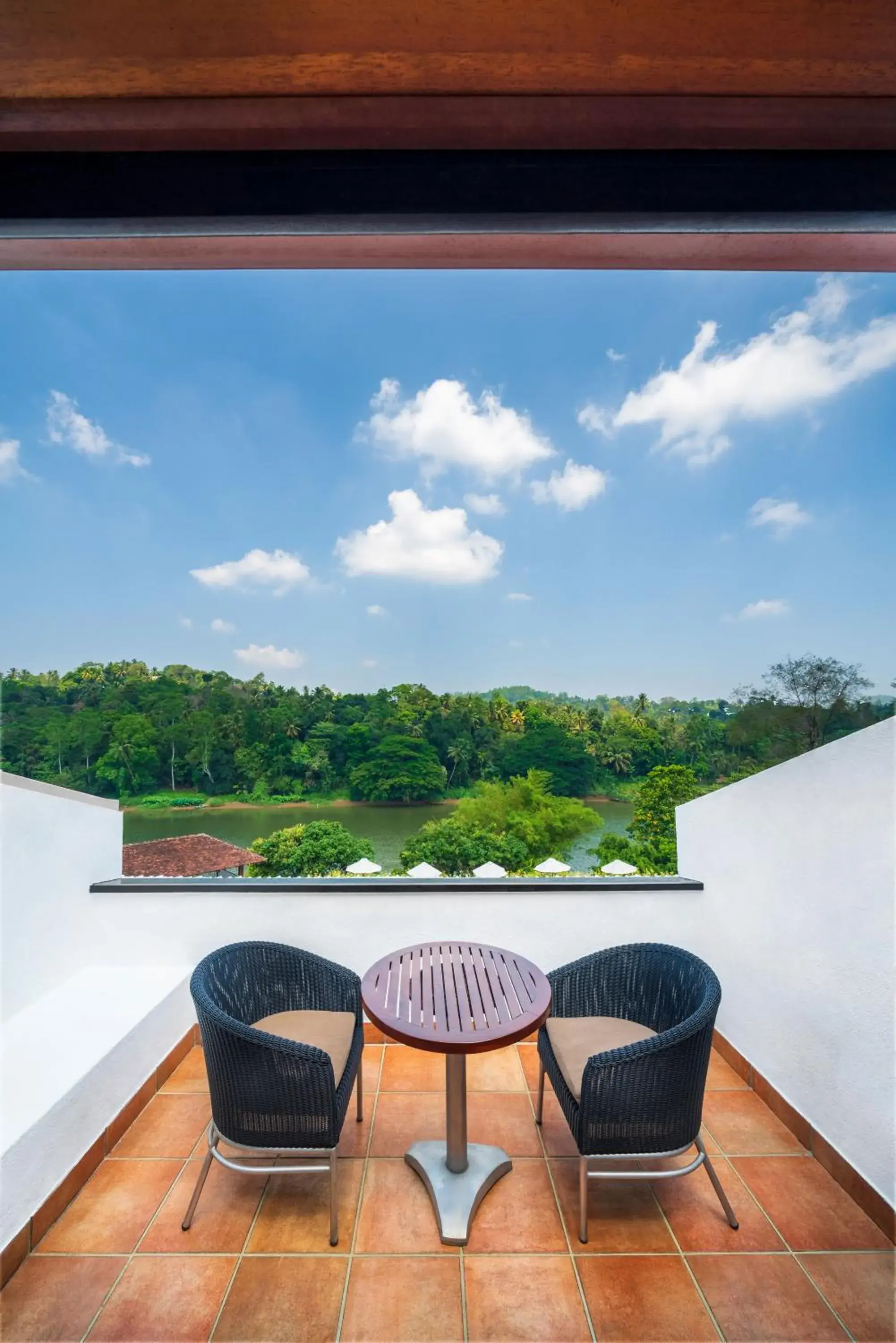 Superior King River View - single occupancy - 10% discount on Boat rides & Archery, Early Check In & Late Check Out on Availability in Cinnamon Citadel Kandy Superior King River View - single occupancy - 10% discount on Boat rides & Archery, Early Check In & Late Check Out on Availability in Cinnamon Citadel Kandy