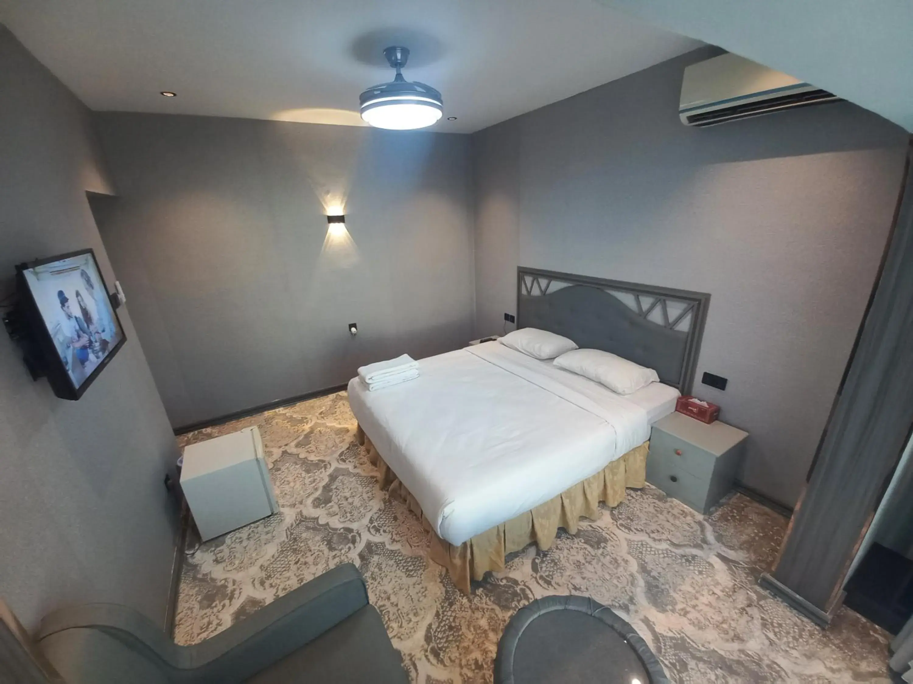 Budget Double Room - single occupancy in Sur Hotel Budget Double Room - single occupancy in Sur Hotel