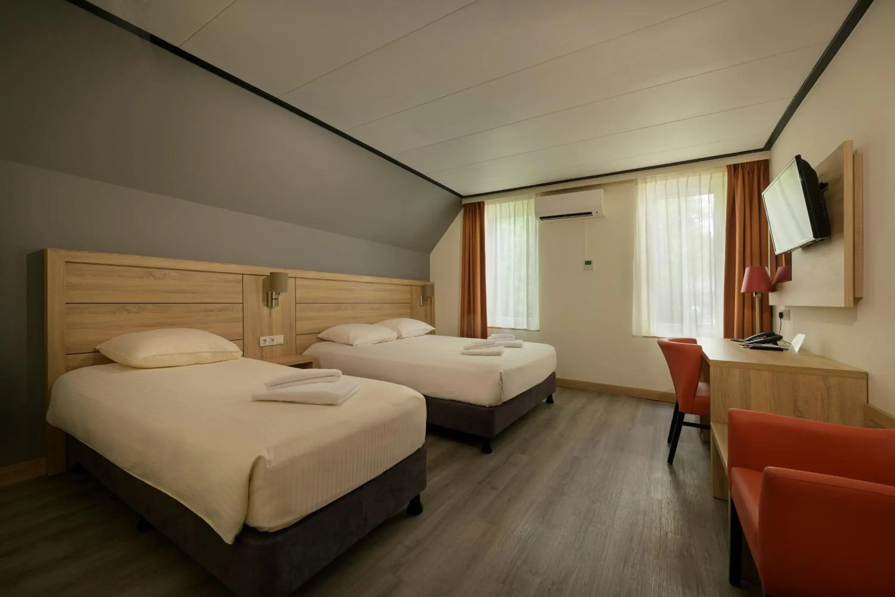 Comfort Triple Room - single occupancy in Atlas Village Brielle Comfort Triple Room - single occupancy in Atlas Village Brielle