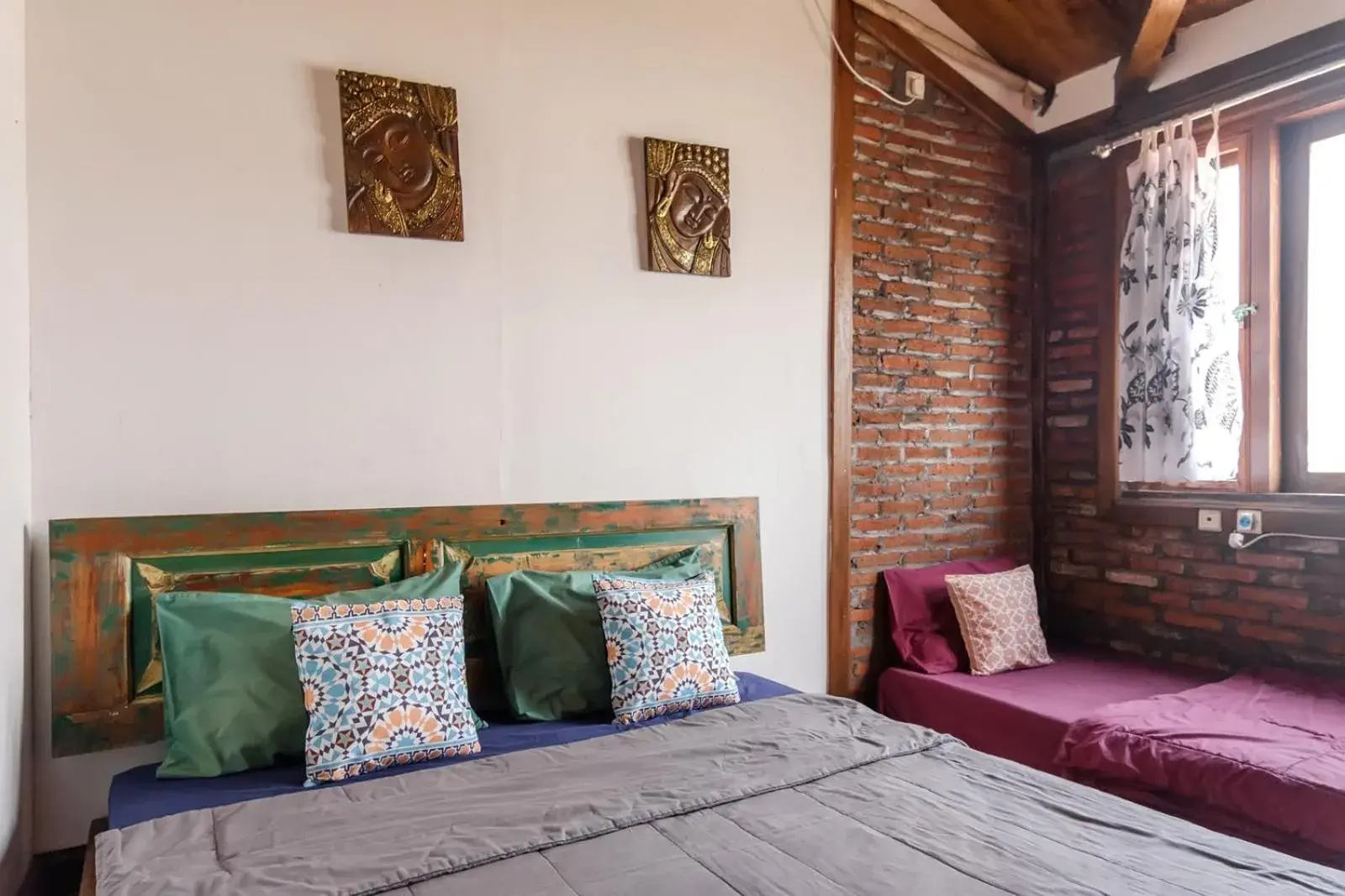 Classic Triple Room in TwoSpaces Living at Bunga Desa, Jimbaran Classic Triple Room in TwoSpaces Living at Bunga Desa, Jimbaran