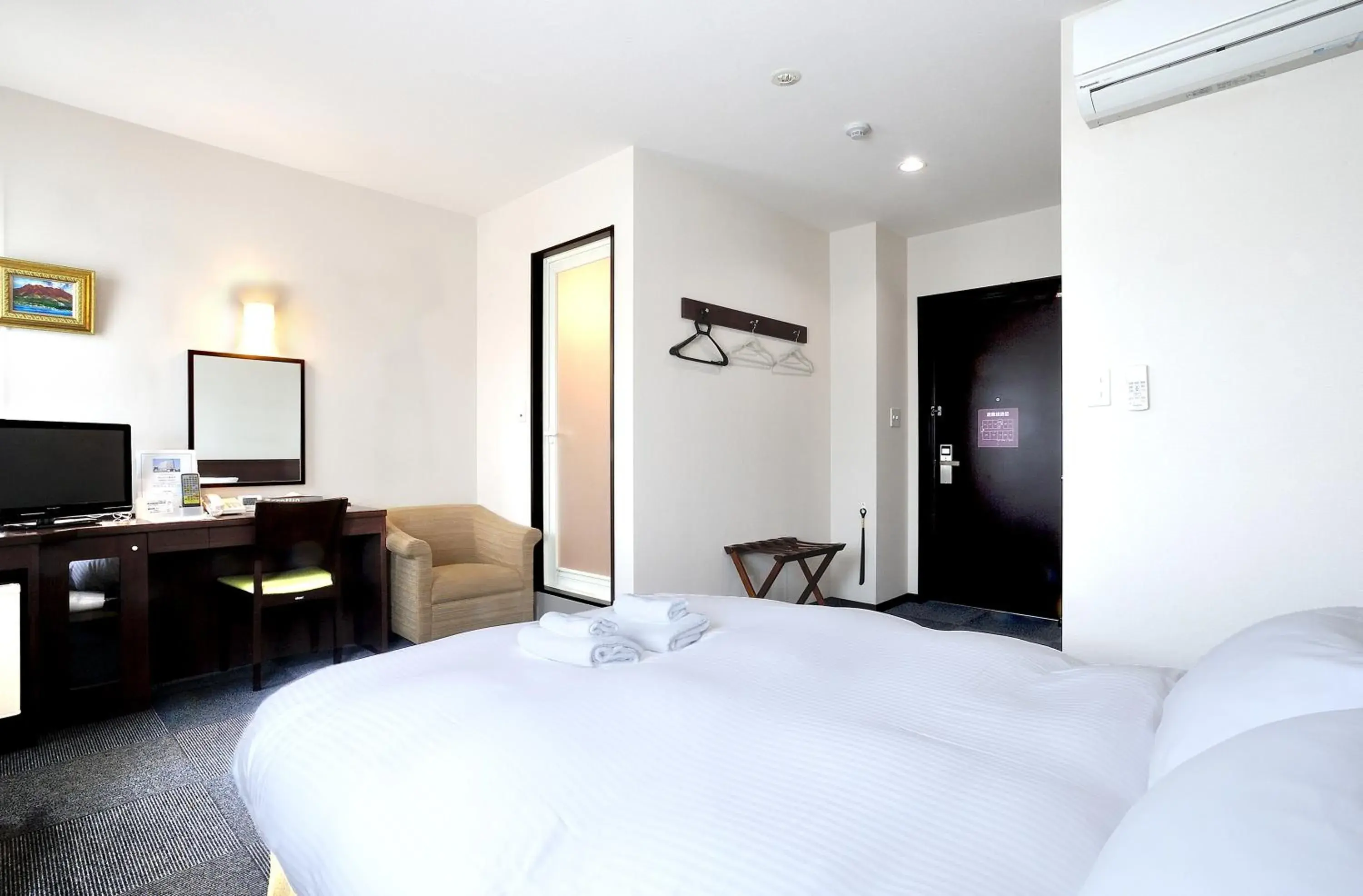 Double Room with Private Bathroom - Non-Smoking in Sunstay Kaseda Double Room with Private Bathroom - Non-Smoking in Sunstay Kaseda