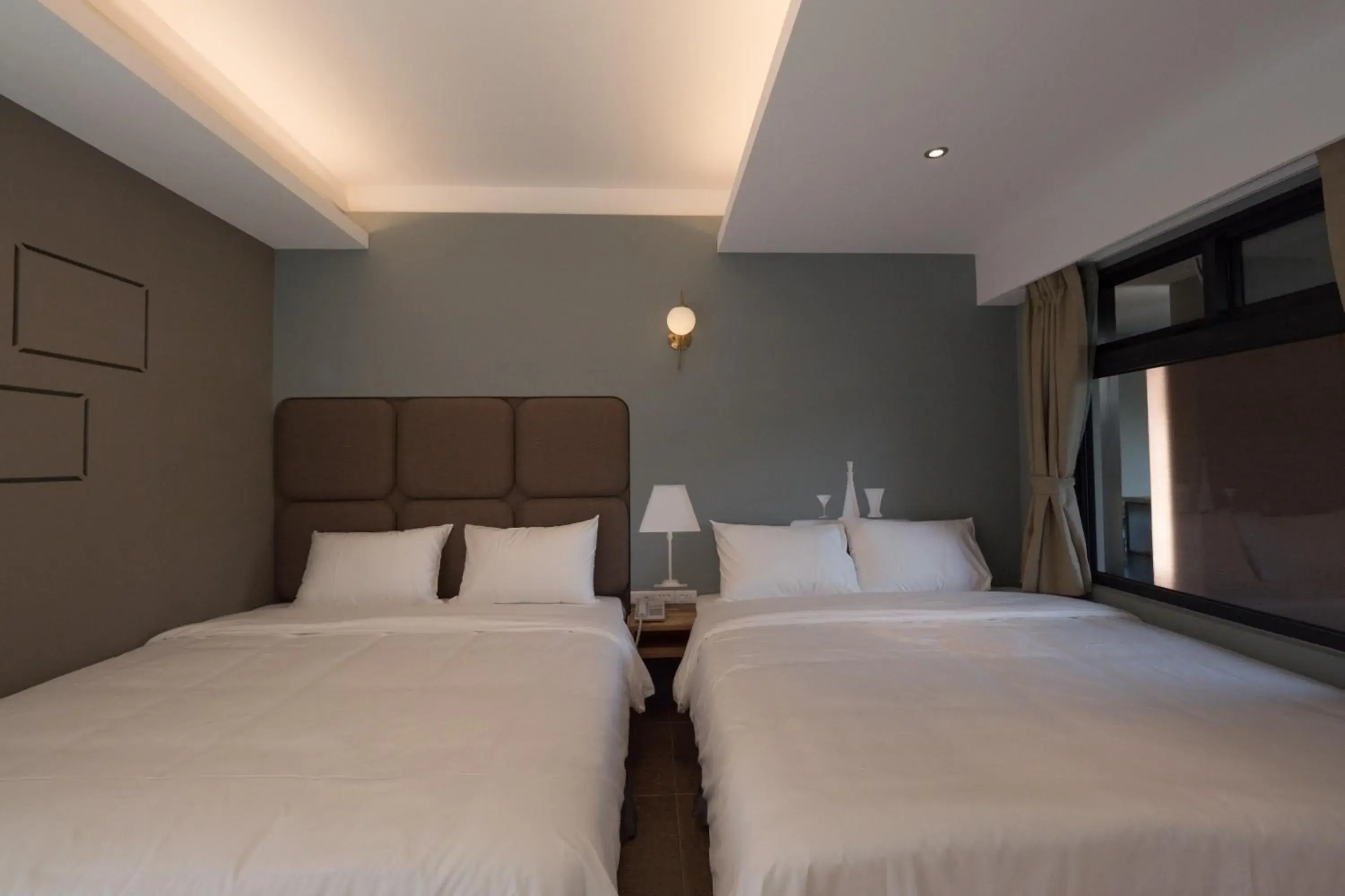 Quadruple Room with Balcony in Okra Villa Quadruple Room with Balcony in Okra Villa