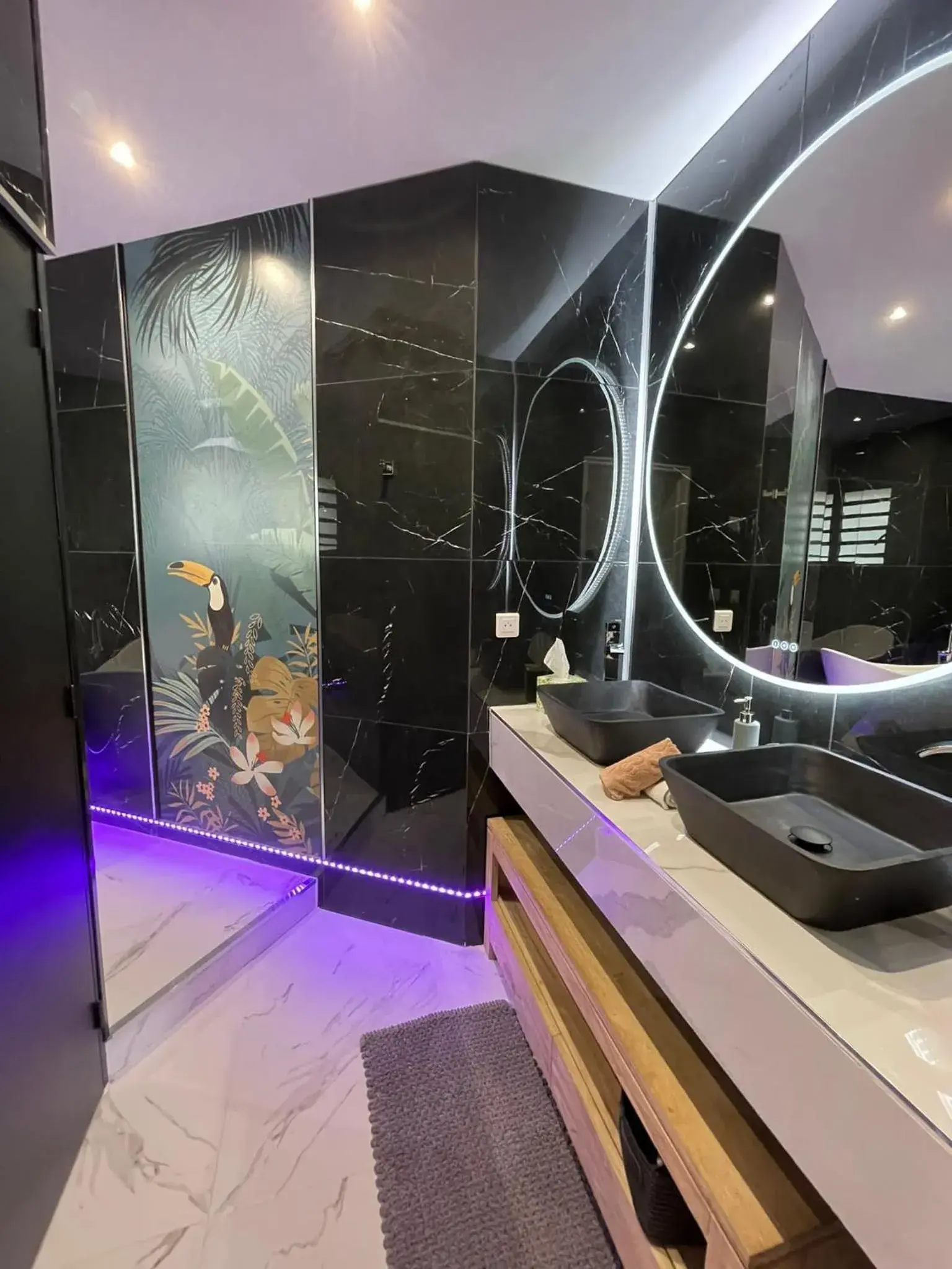 Deluxe Suite with Sea View in Villa Prana Deluxe Suite with Sea View in Villa Prana