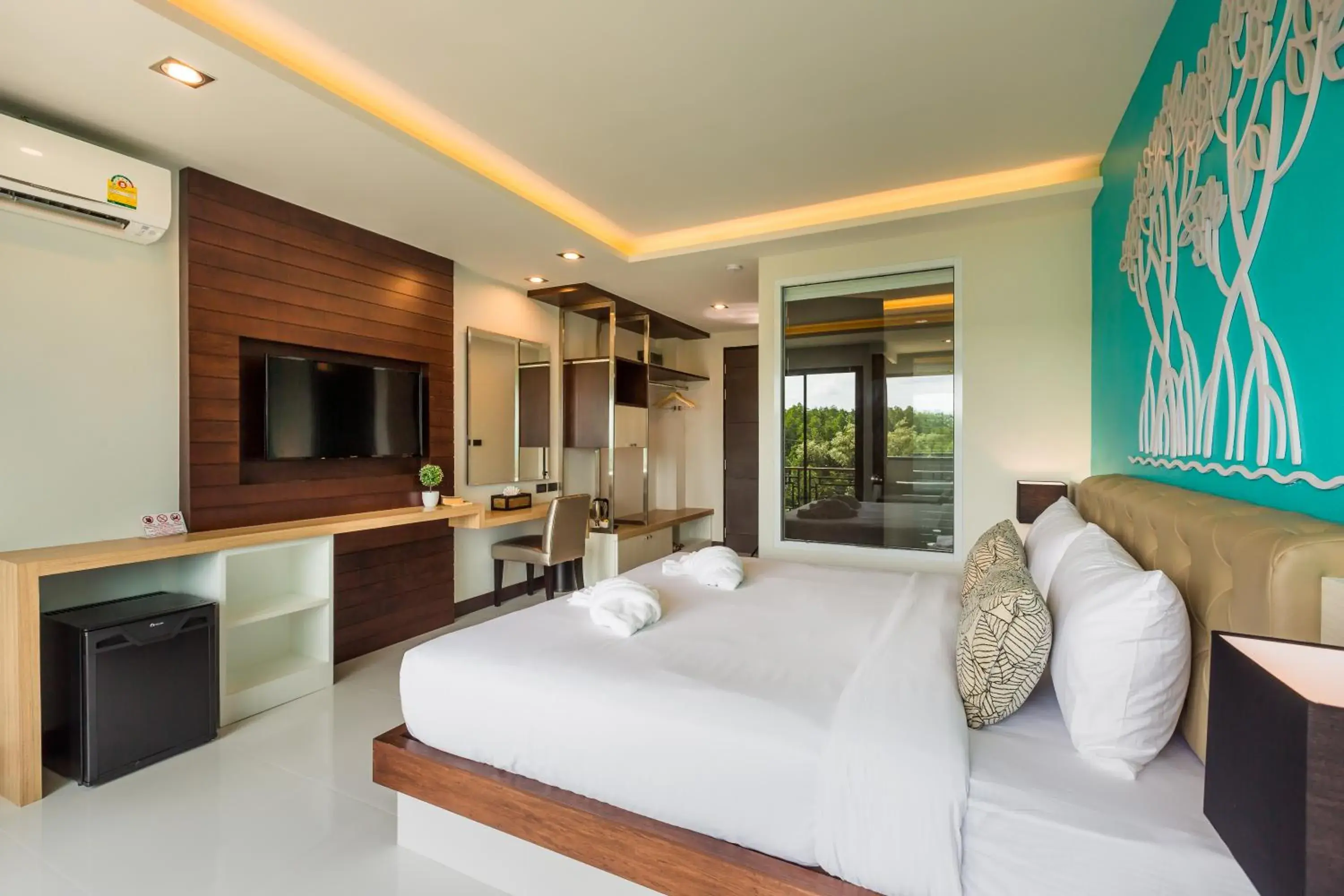 Deluxe King Room with Pool View in River Front Krabi Hotel Deluxe King Room with Pool View in River Front Krabi Hotel