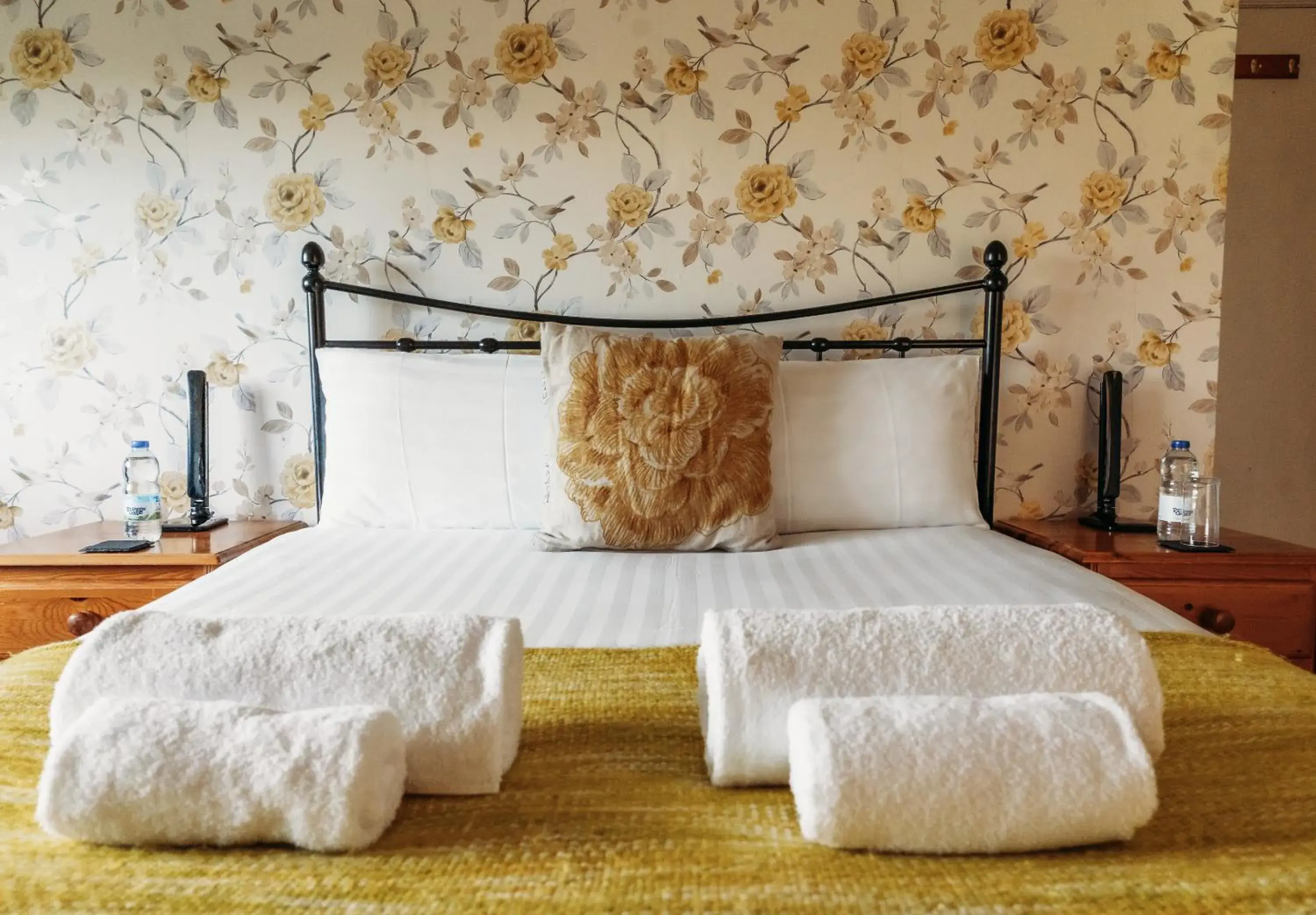 Family Room (2 Adults + 2 Children) in Three Wells B&B Family Room (2 Adults + 2 Children) in Three Wells B&B