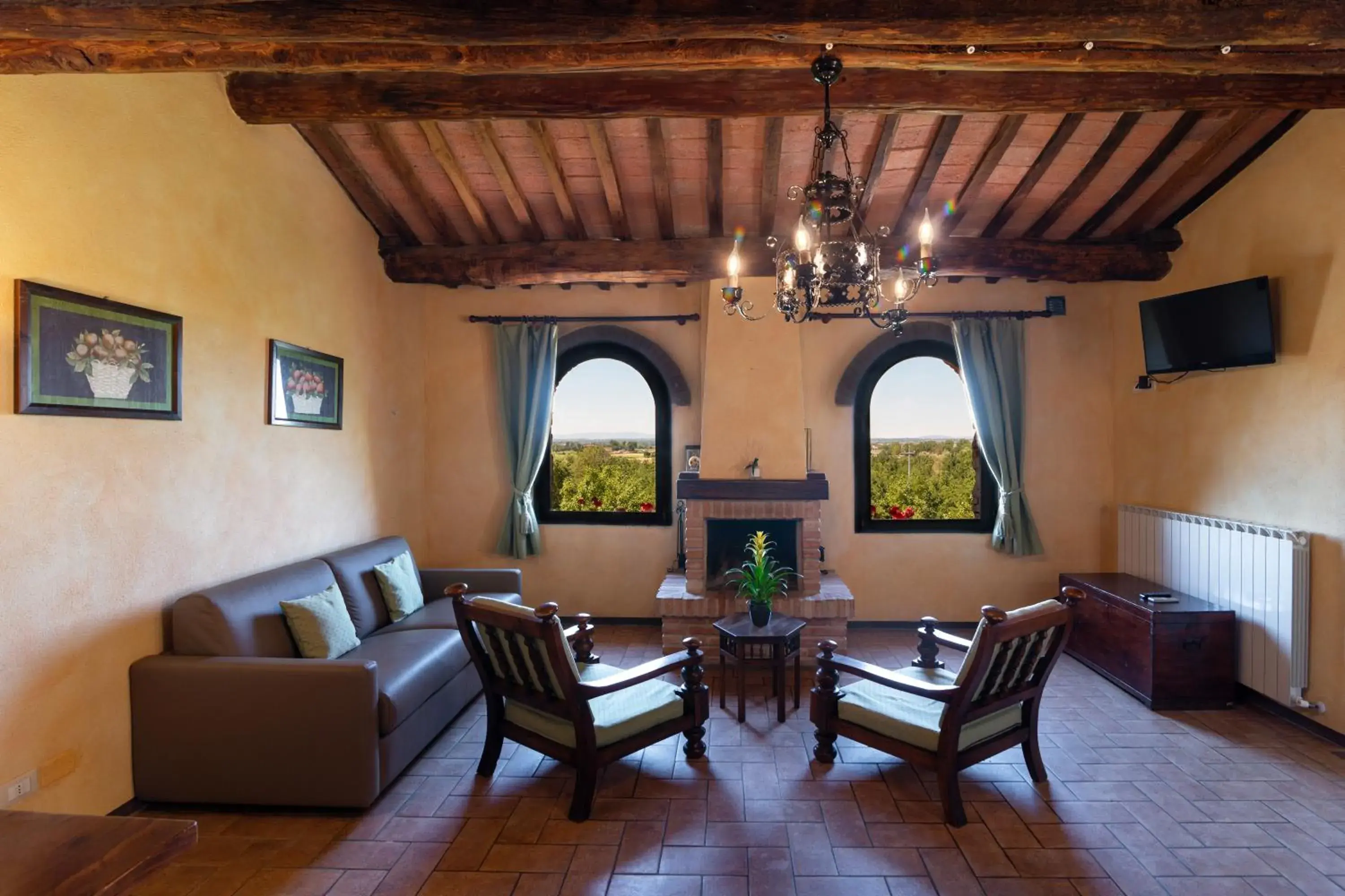 Two-Bedroom Apartment - single occupancy in Monastero San Silvestro Two-Bedroom Apartment - single occupancy in Monastero San Silvestro