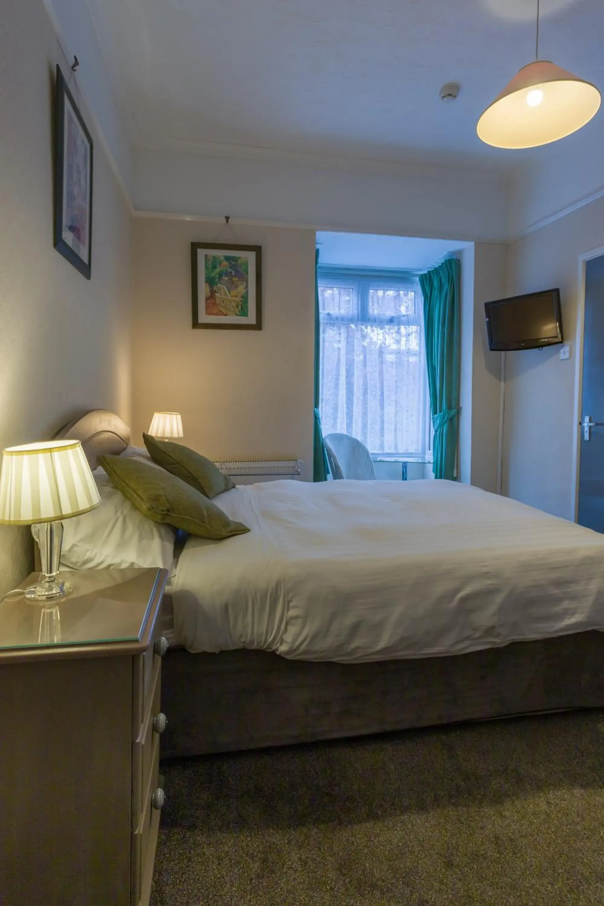 Executive Single Room in The Rosscourt Executive Single Room in The Rosscourt