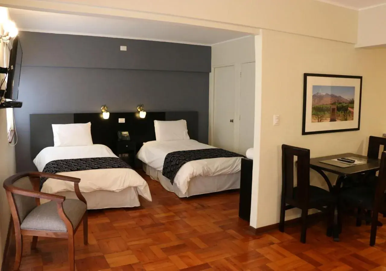 Family Room in Hotel Plaza Ñuñoa Family Room in Hotel Plaza Ñuñoa