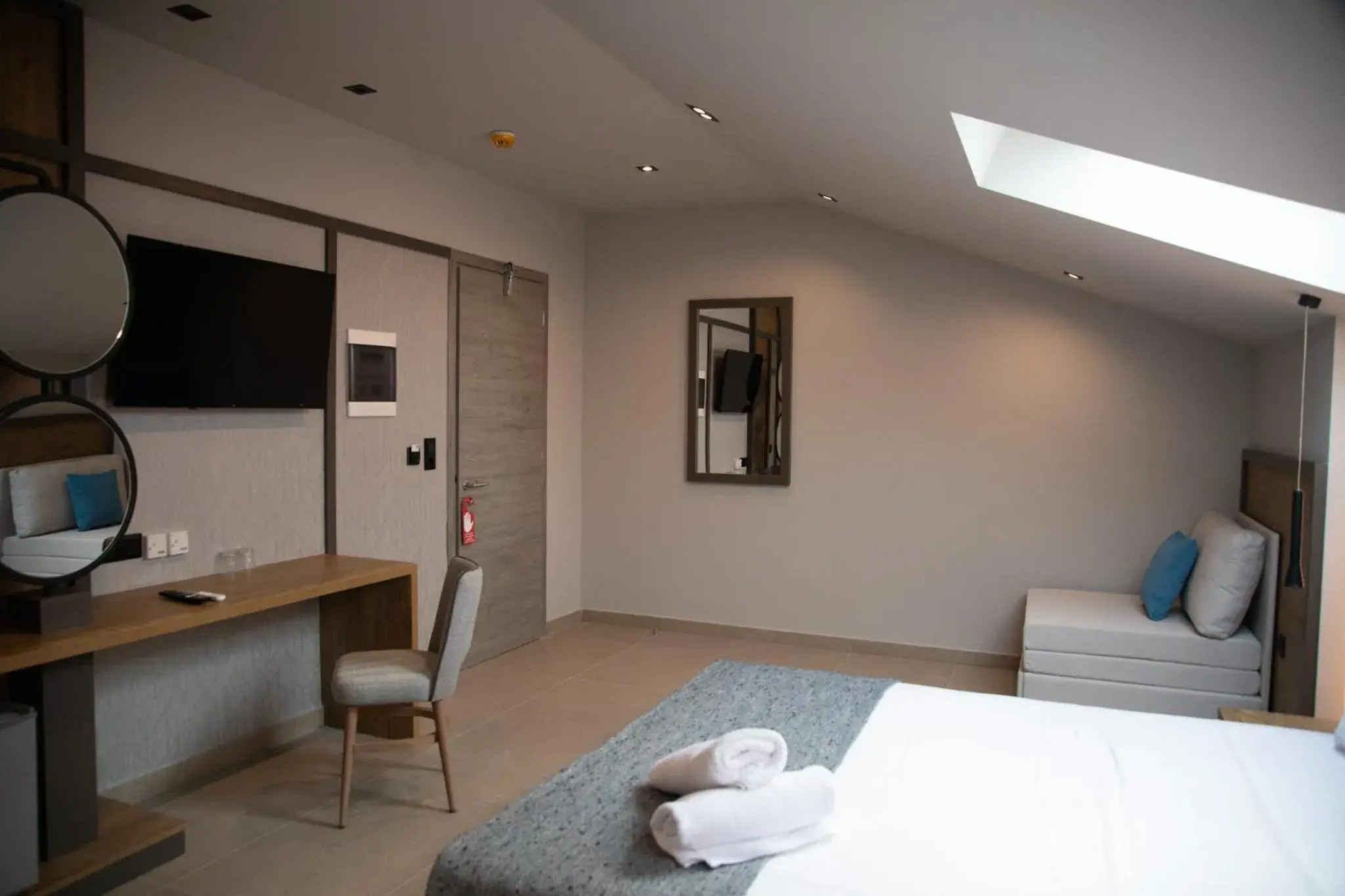 Attic Double Room in Mythic Summer Hotel Attic Double Room in Mythic Summer Hotel