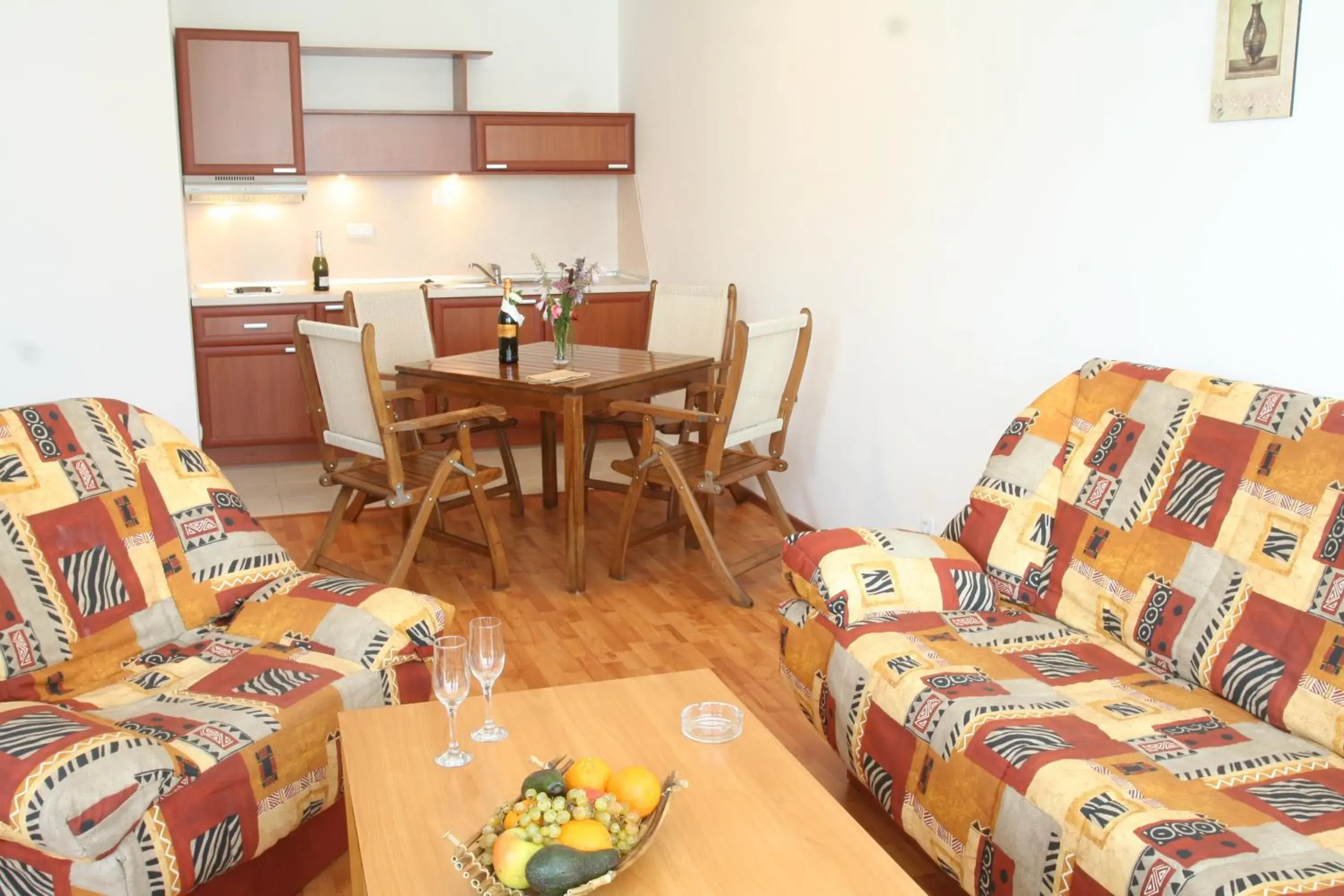 One-Bedroom Apartment with Balcony in Joya Park Hotel One-Bedroom Apartment with Balcony in Joya Park Hotel