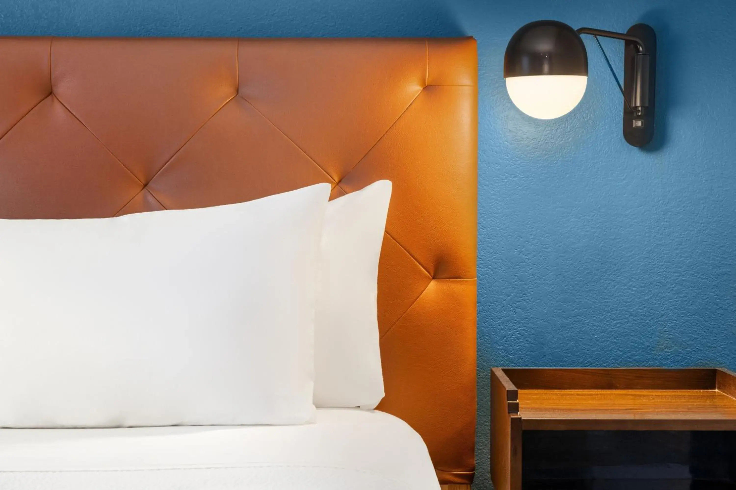 Guest room, 2 Queen, Sofa bed, Low floor in Four Points by Sheraton Greensboro Airport Guest room, 2 Queen, Sofa bed, Low floor in Four Points by Sheraton Greensboro Airport