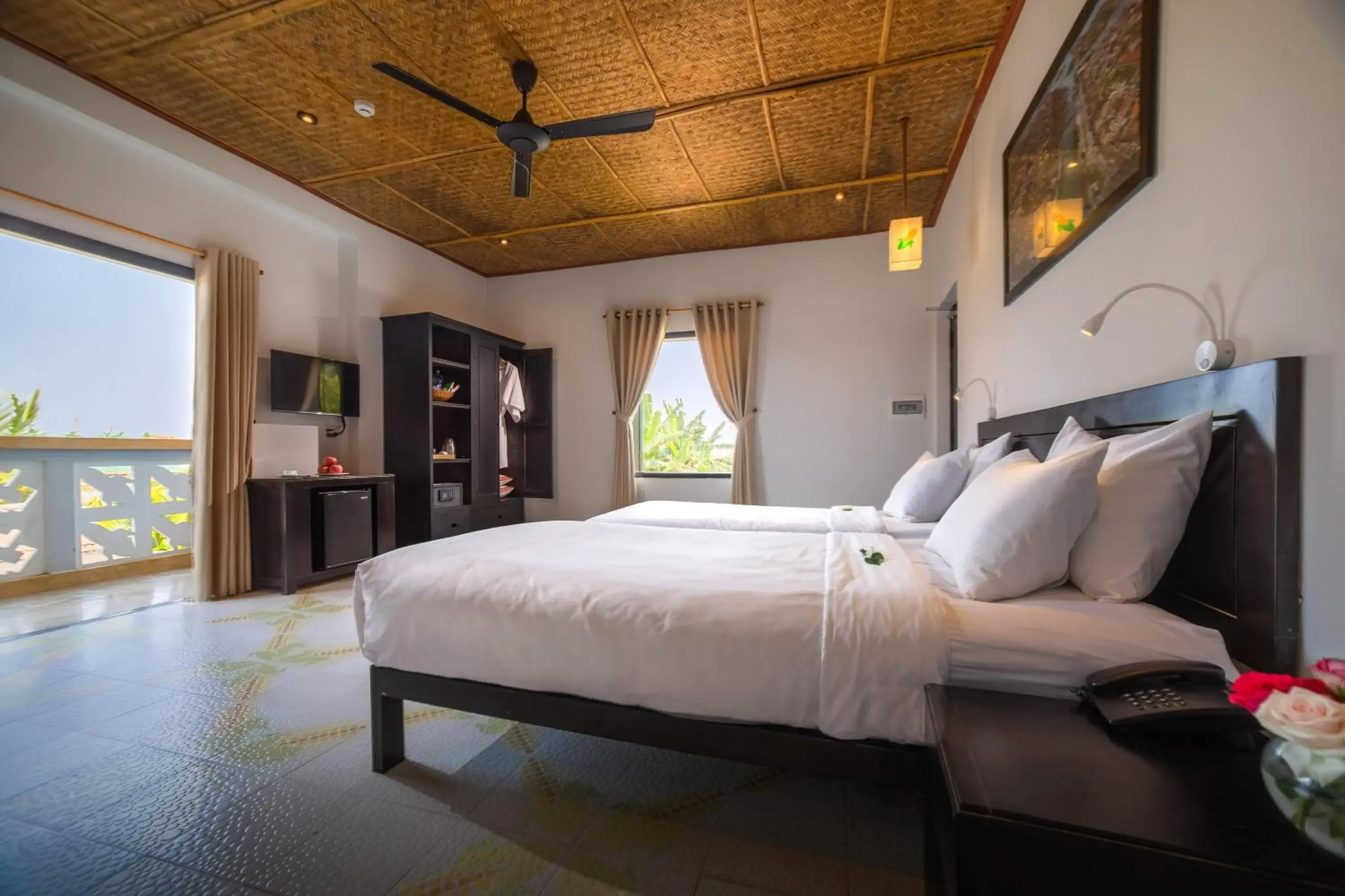 Deluxe Double or Twin Room with River View in Hoi An Corn Riverside Villa Deluxe Double or Twin Room with River View in Hoi An Corn Riverside Villa