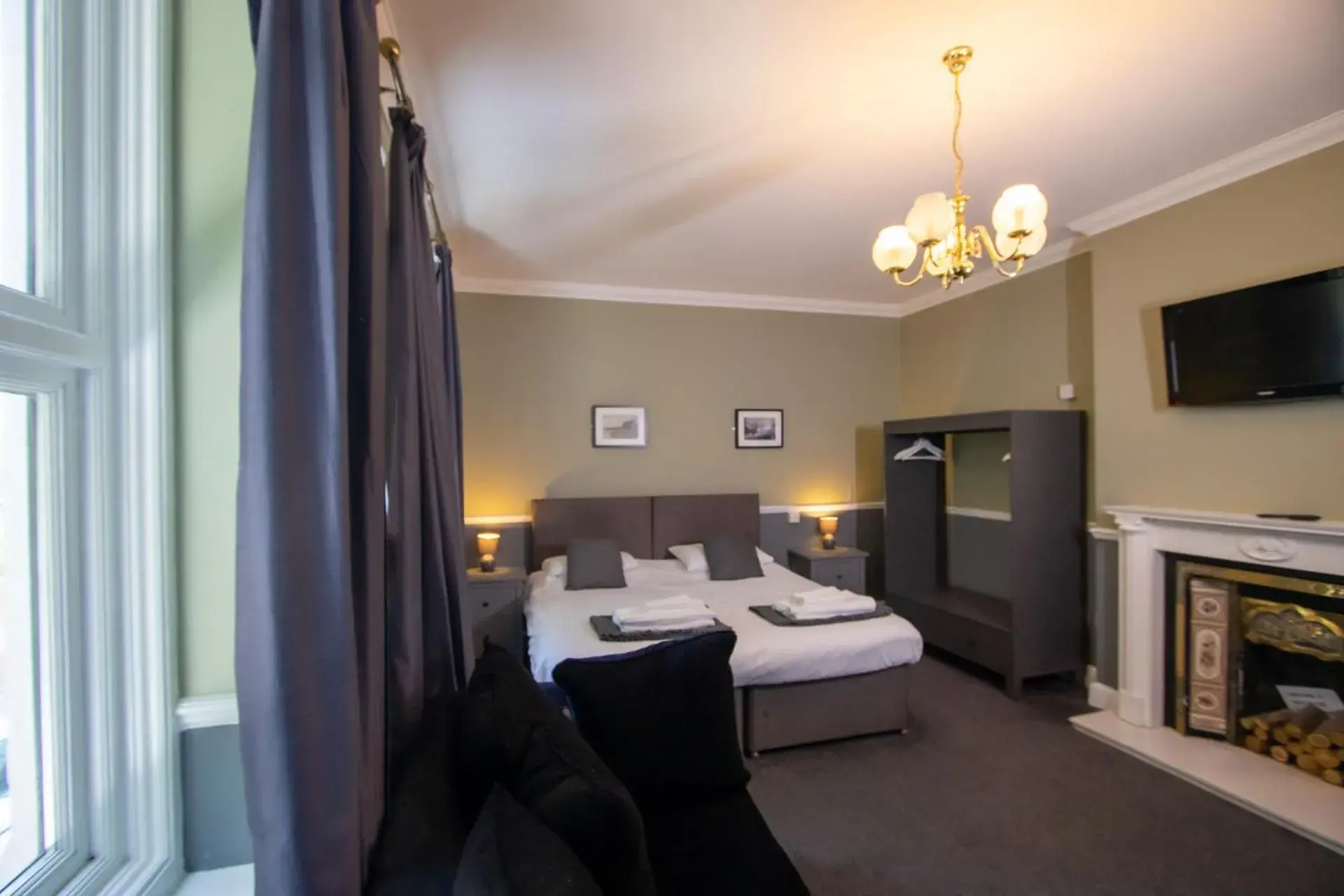 Junior Suite in The Shurland Hotel Gym Spa Junior Suite in The Shurland Hotel Gym Spa