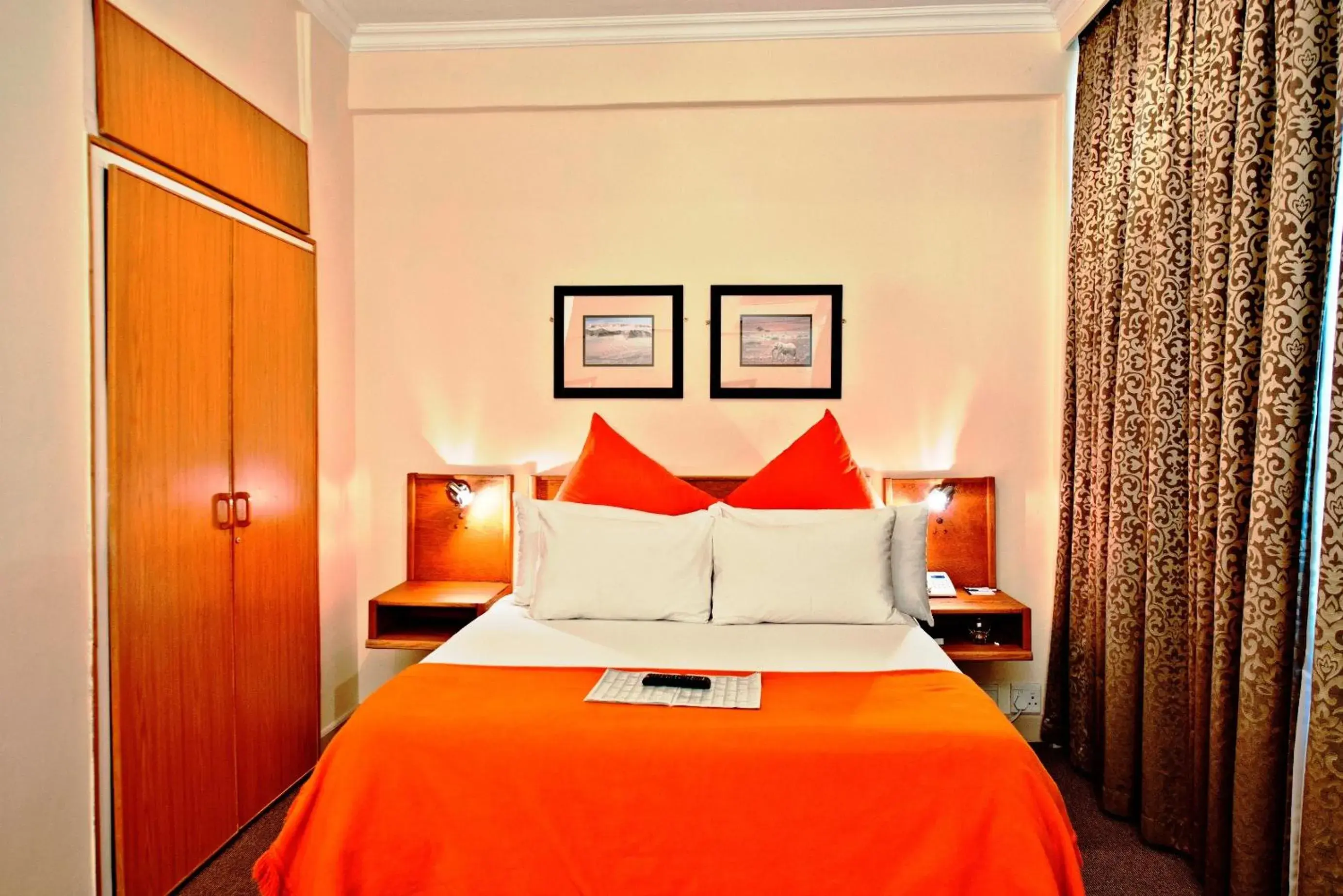 Standard Single Room in Hotel Thuringerhof Standard Single Room in Hotel Thuringerhof