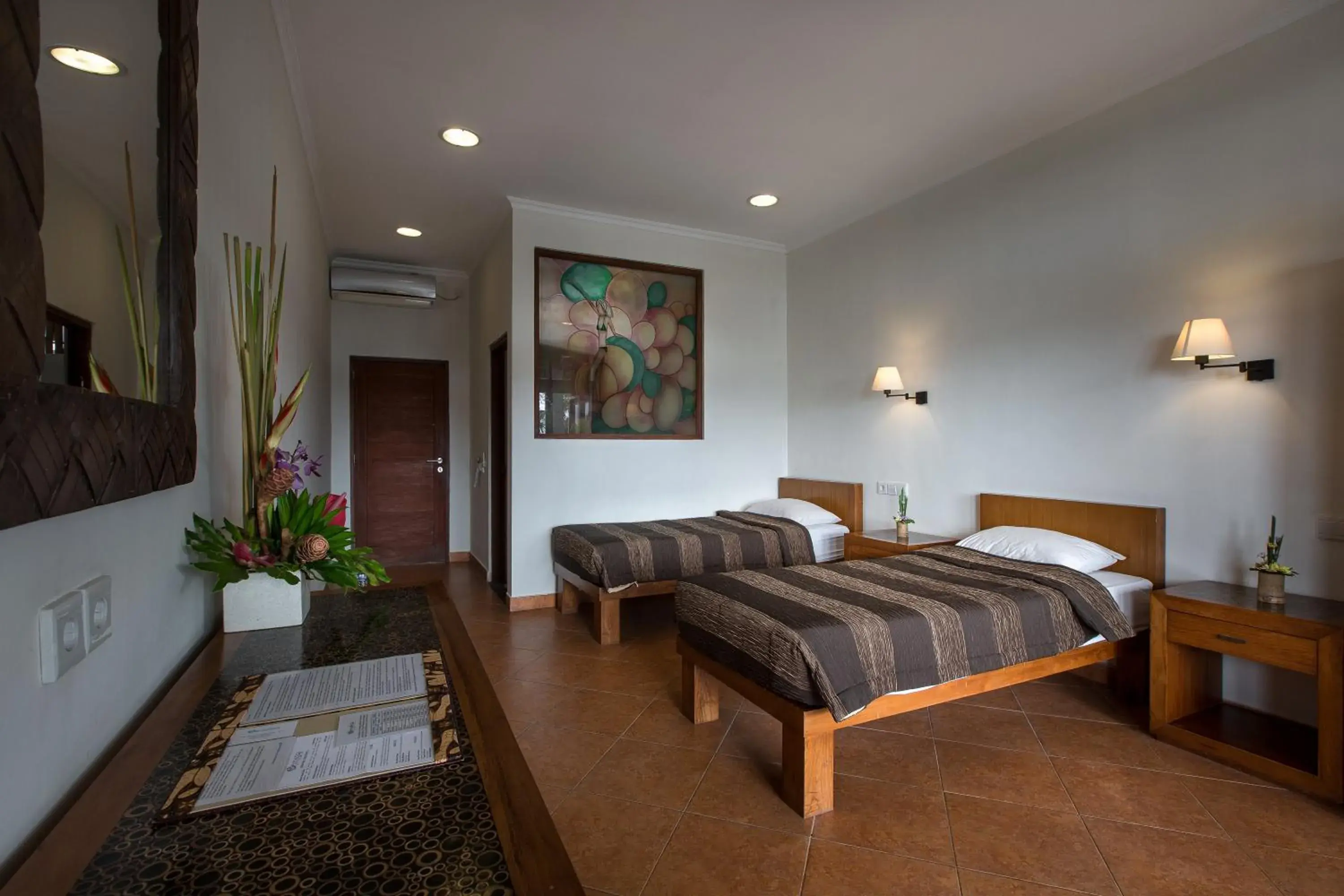 Standard Twin Room with Pool View in Ecosfera Hotel & Spa Standard Twin Room with Pool View in Ecosfera Hotel & Spa