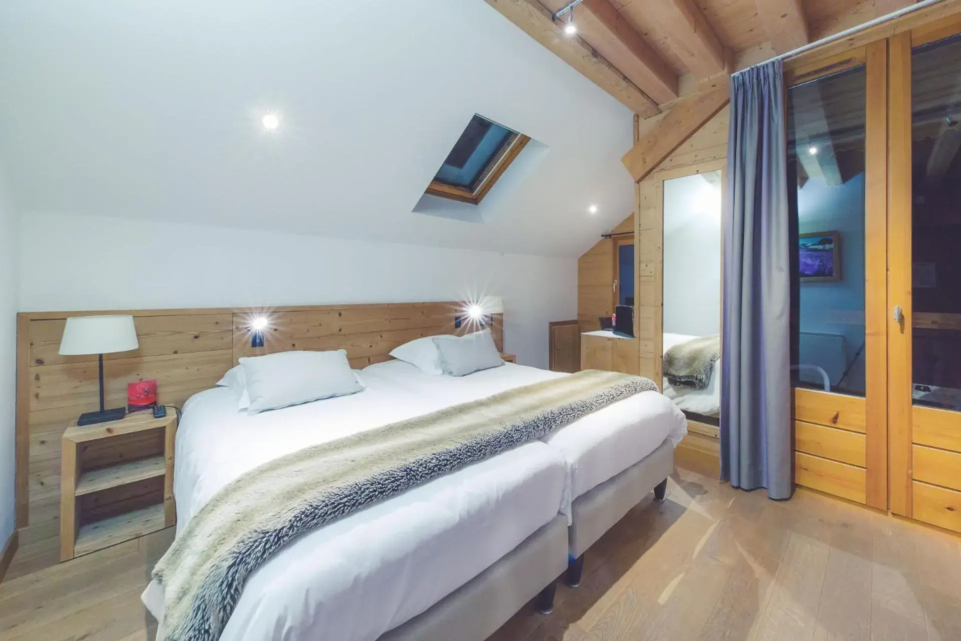 Chambre Privilège Triple in Fleur De Neige Châtel Chambre Privilège Triple in Fleur De Neige Châtel