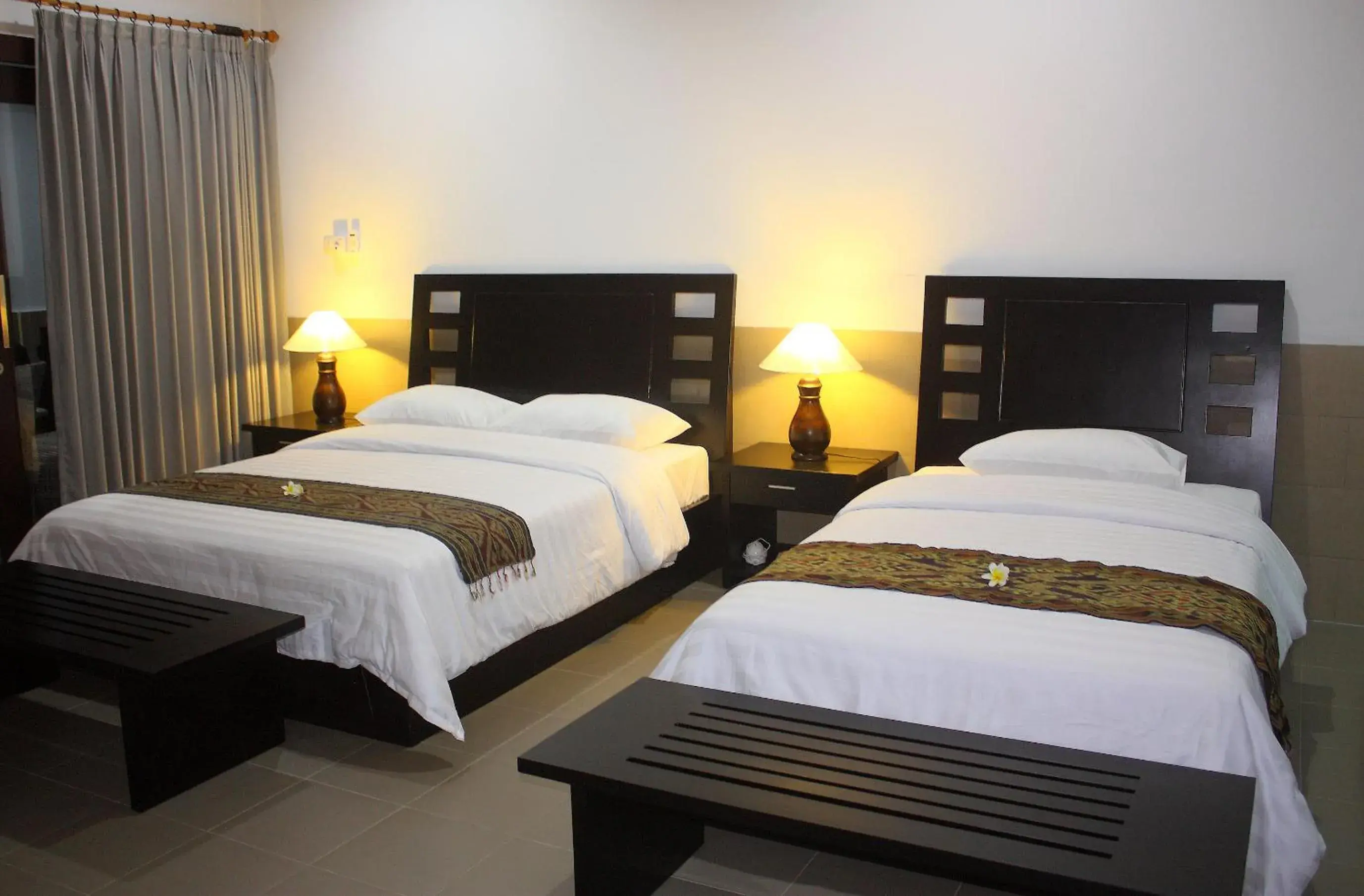 Deluxe Double or Twin Room in Tulamben Dive Resort Deluxe Double or Twin Room in Tulamben Dive Resort