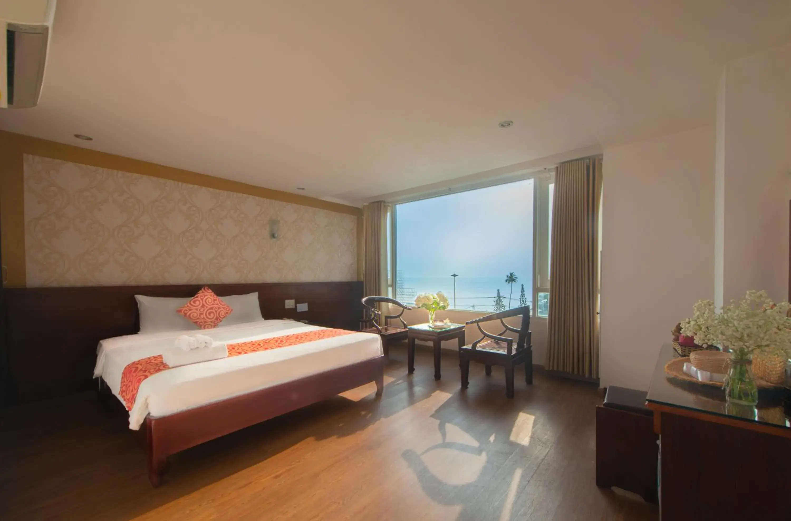 Deluxe Double Room with Sea View in LE SOLEIL HOTEL managed by NEST Group Deluxe Double Room with Sea View in LE SOLEIL HOTEL managed by NEST Group