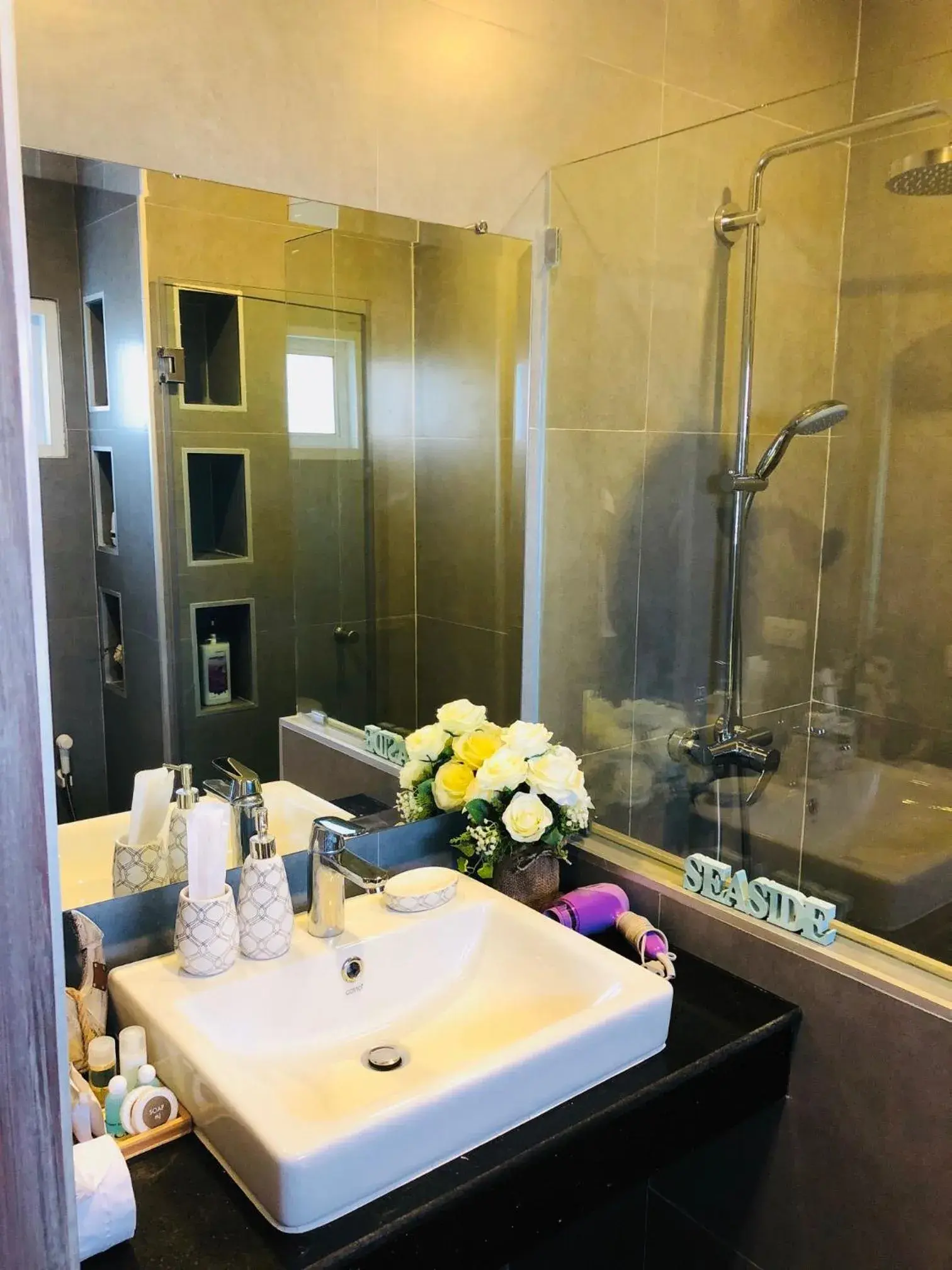 Deluxe Room in Surf and Sand Resort Deluxe Room in Surf and Sand Resort