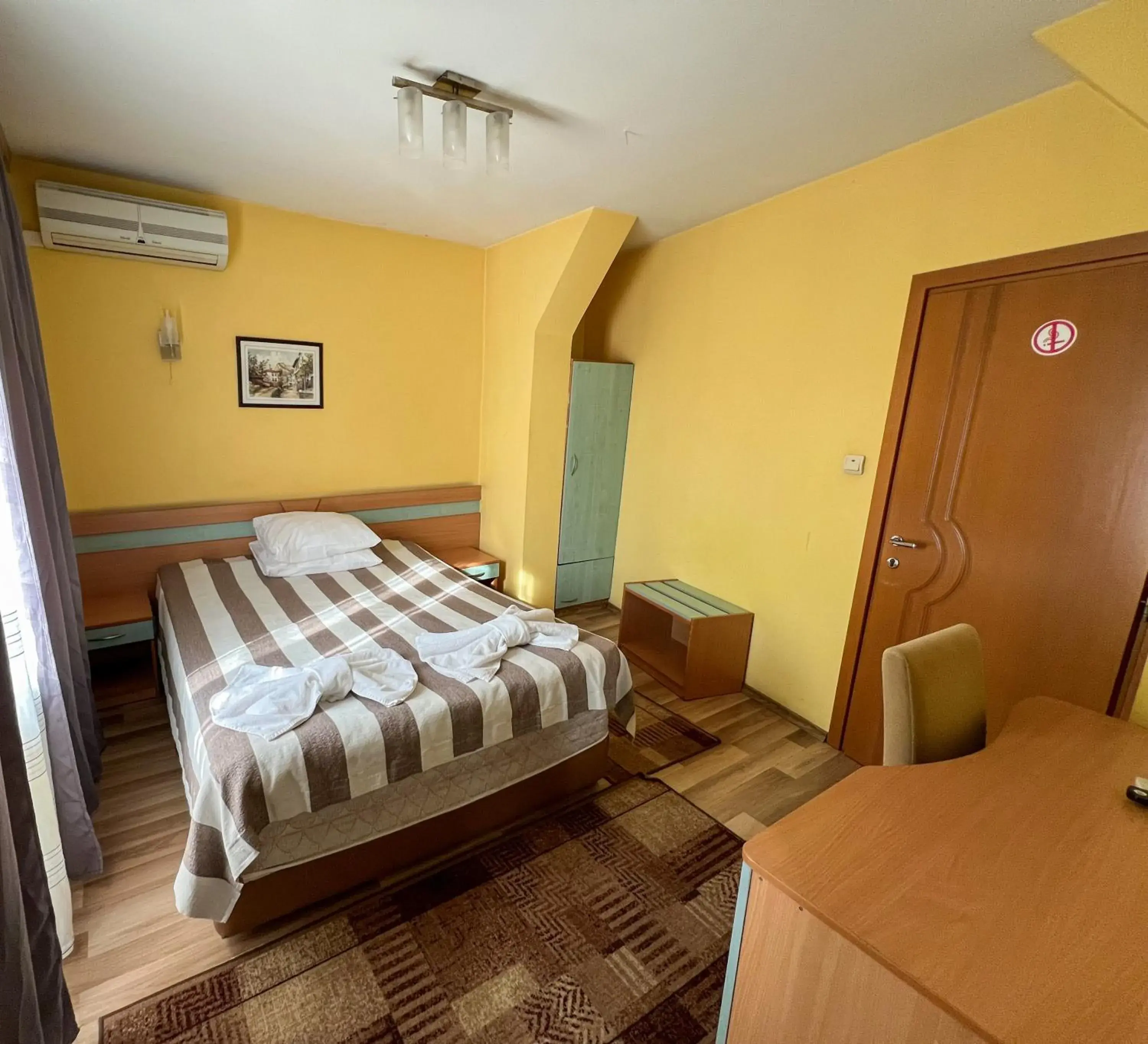 Single Room - single occupancy in ALPHA family HOTEL Single Room - single occupancy in ALPHA family HOTEL