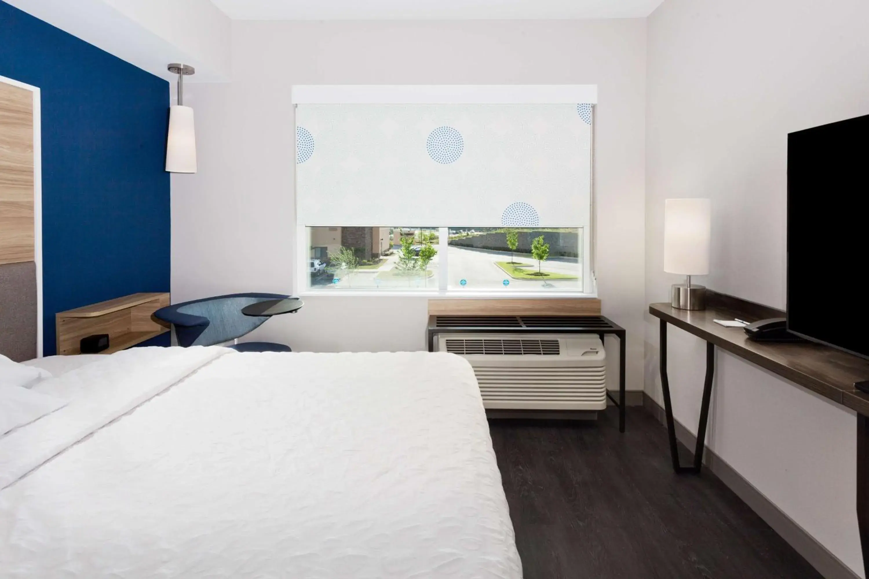 King Room in Tru by Hilton Auburn King Room in Tru by Hilton Auburn