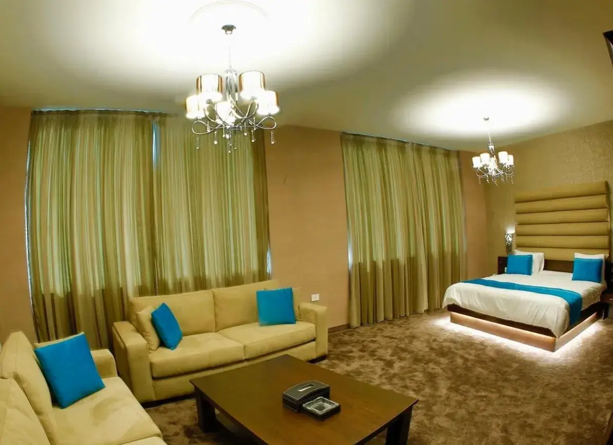 Family Suite in Eden Hotel Family Suite in Eden Hotel