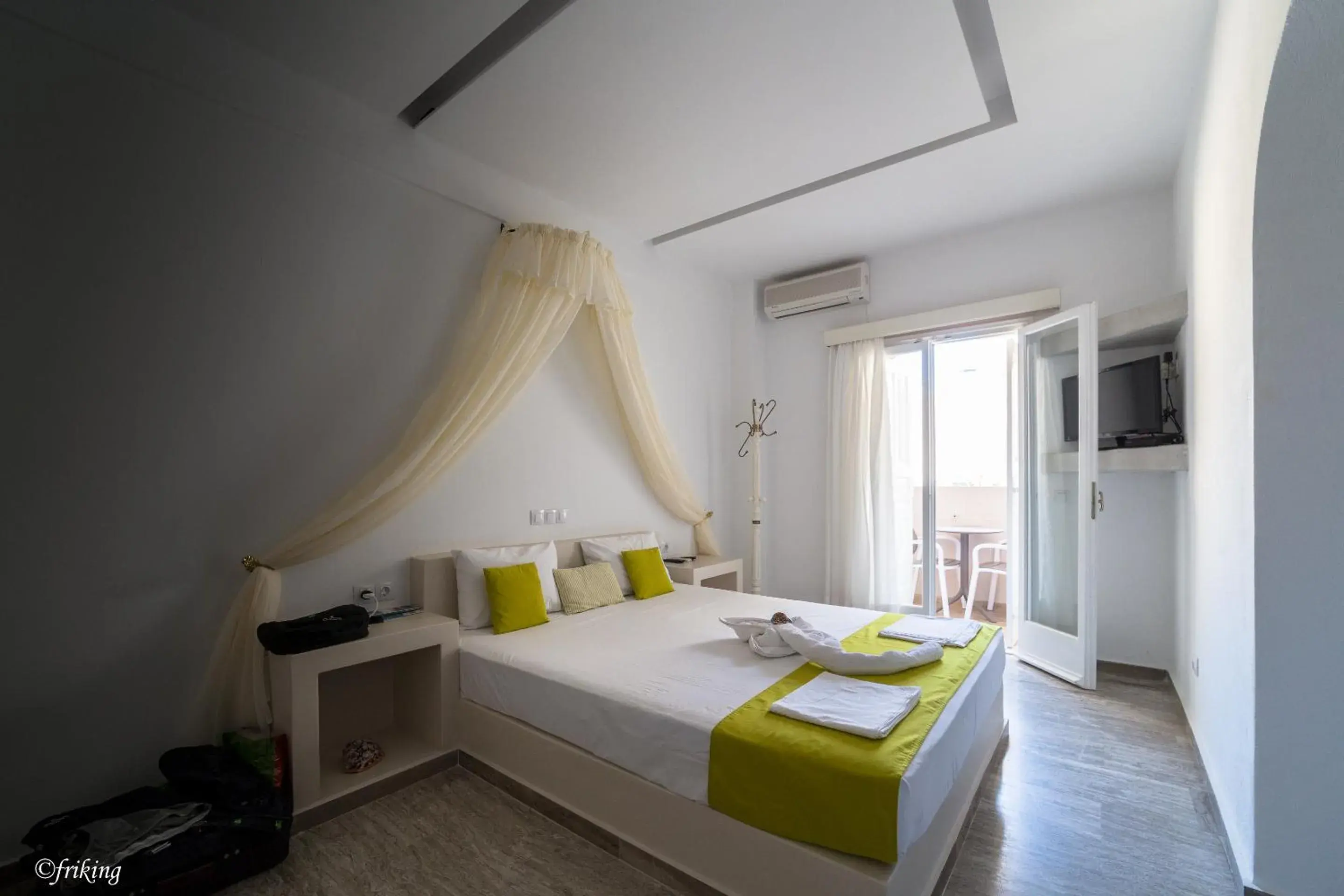 Standard Studio in Argiris Studios Standard Studio in Argiris Studios