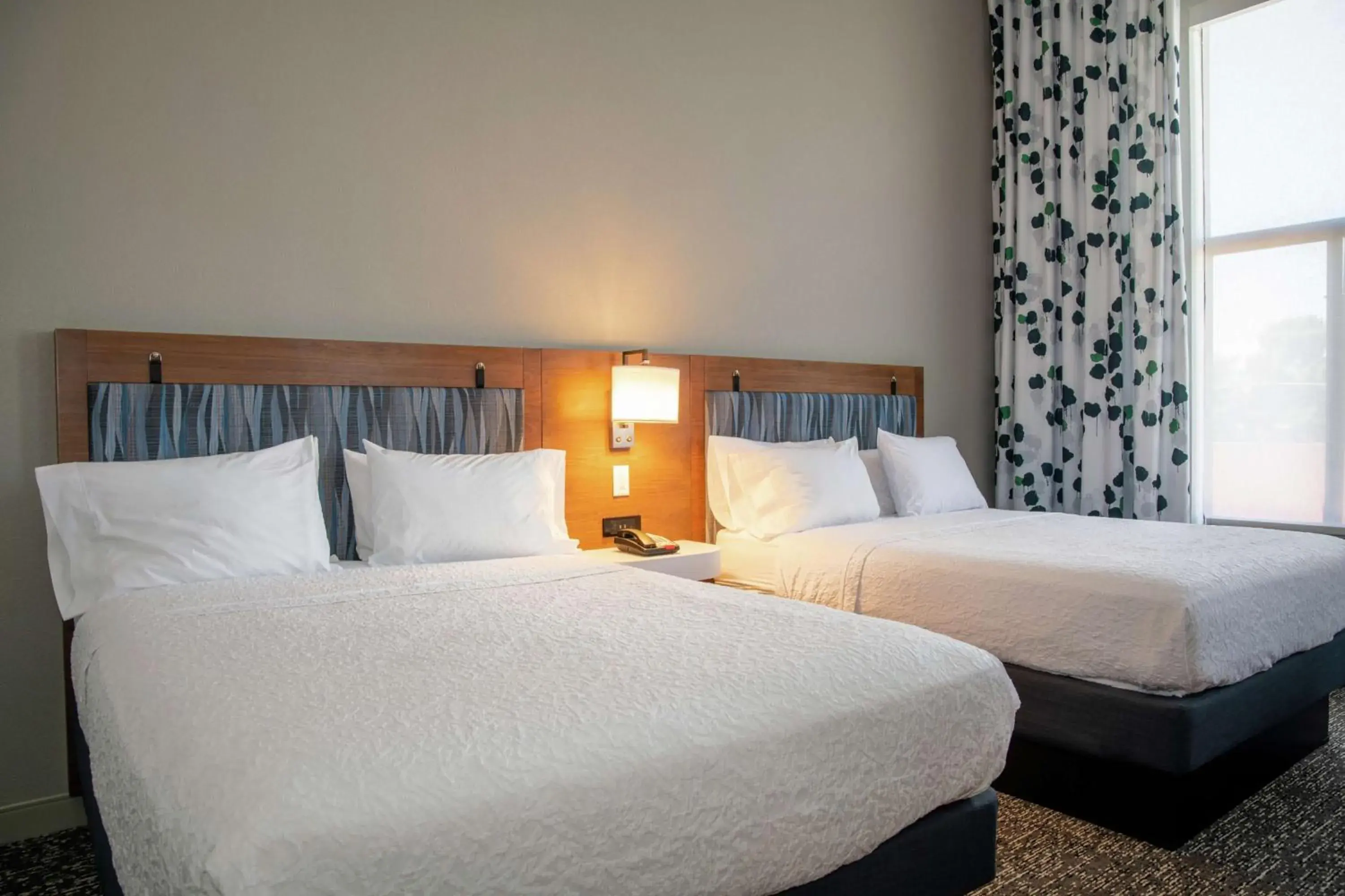 Queen Studio Suite with Two Queen Beds - Non-Smoking in Hampton Inn & Suites Sherman Oaks Queen Studio Suite with Two Queen Beds - Non-Smoking in Hampton Inn & Suites Sherman Oaks