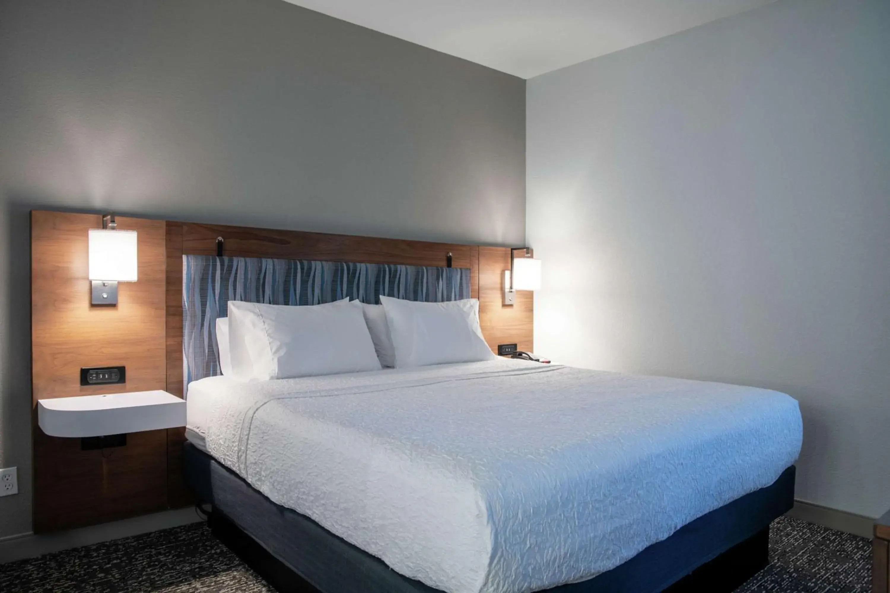 King Studio Suite with Sofa Bed - Non-Smoking in Hampton Inn & Suites Sherman Oaks King Studio Suite with Sofa Bed - Non-Smoking in Hampton Inn & Suites Sherman Oaks